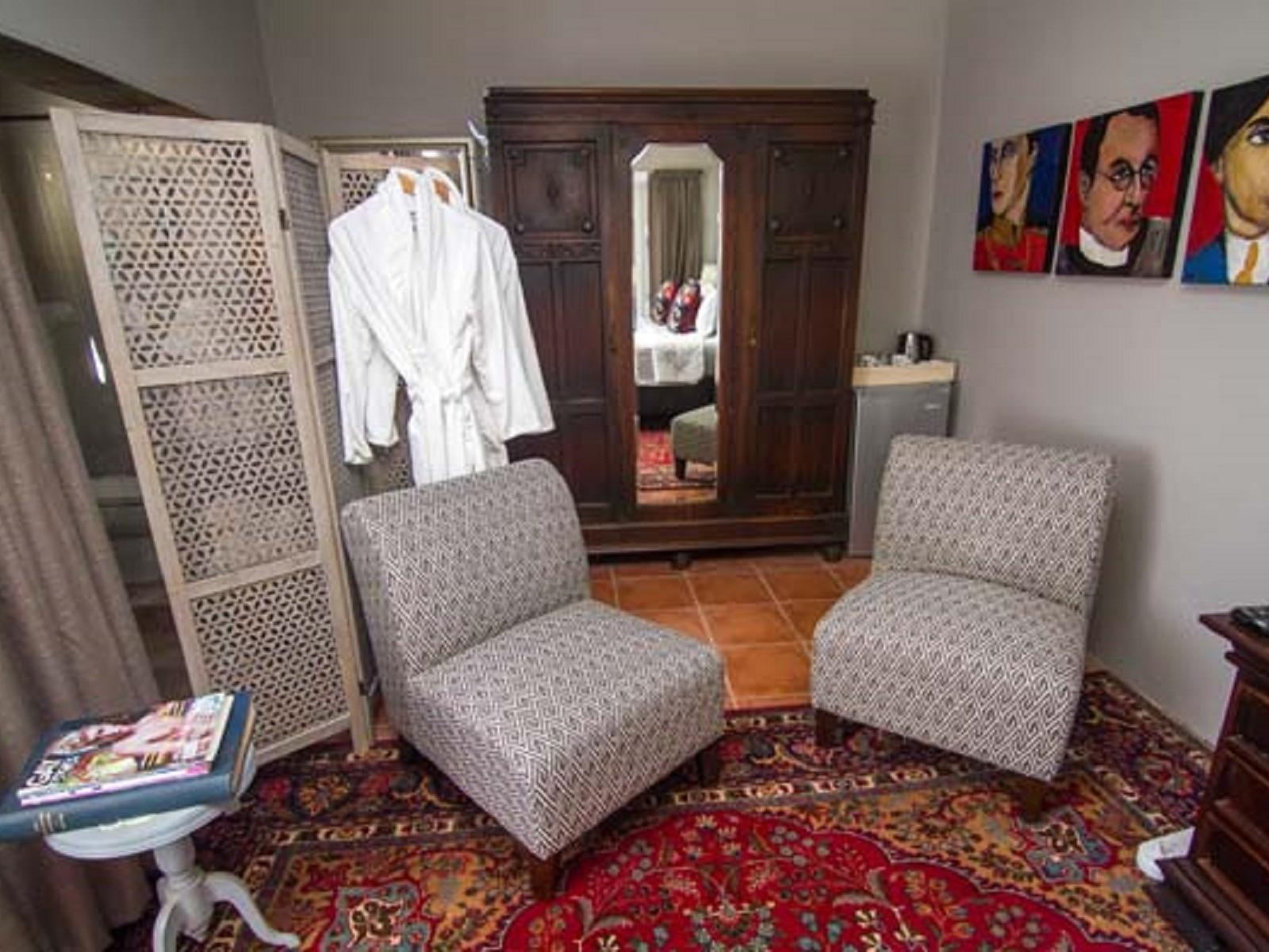 Room 4 — Seating area