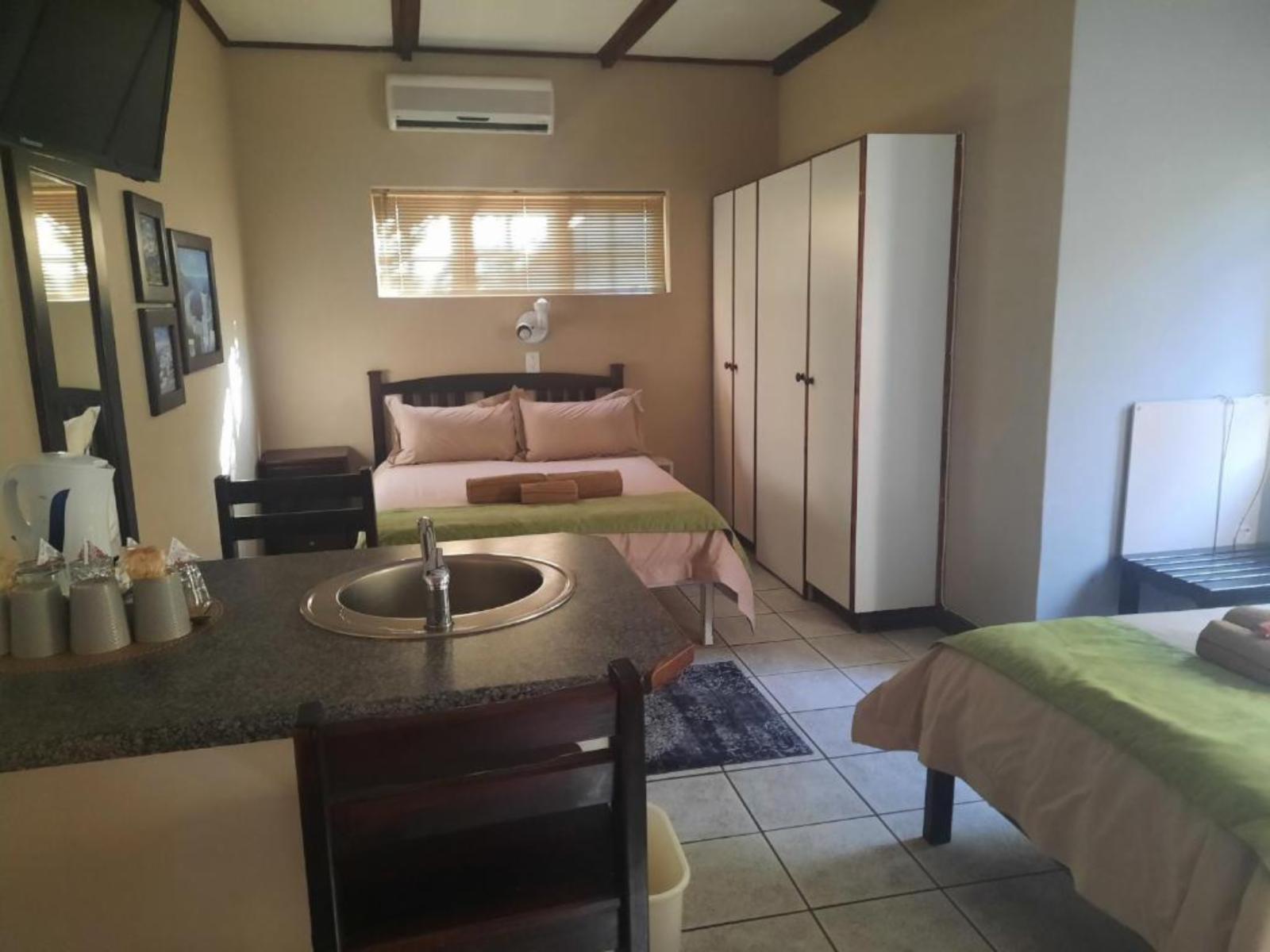 Room 2 — Photo of the whole room