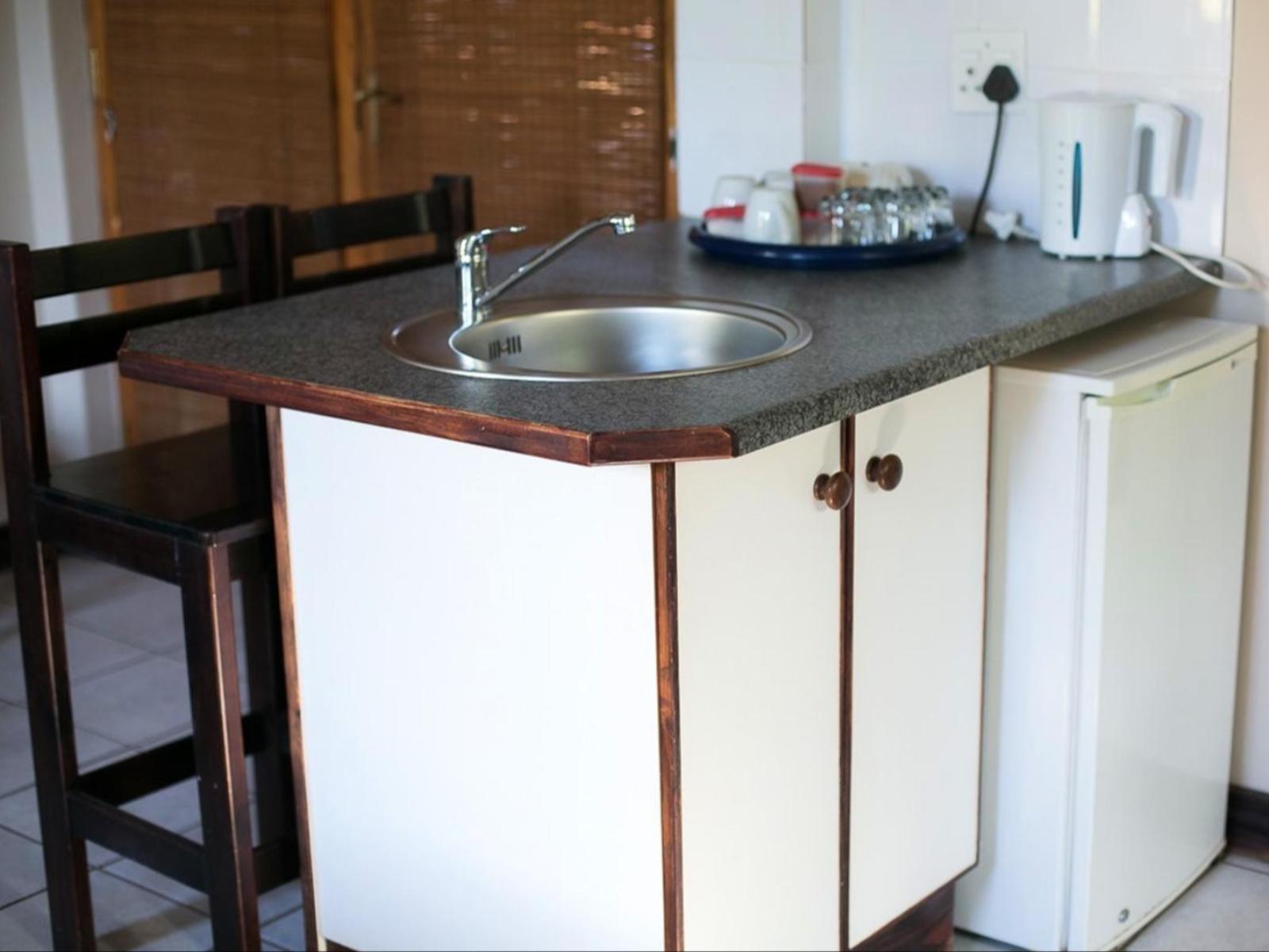 Room 1 — Coffee/tea facilities