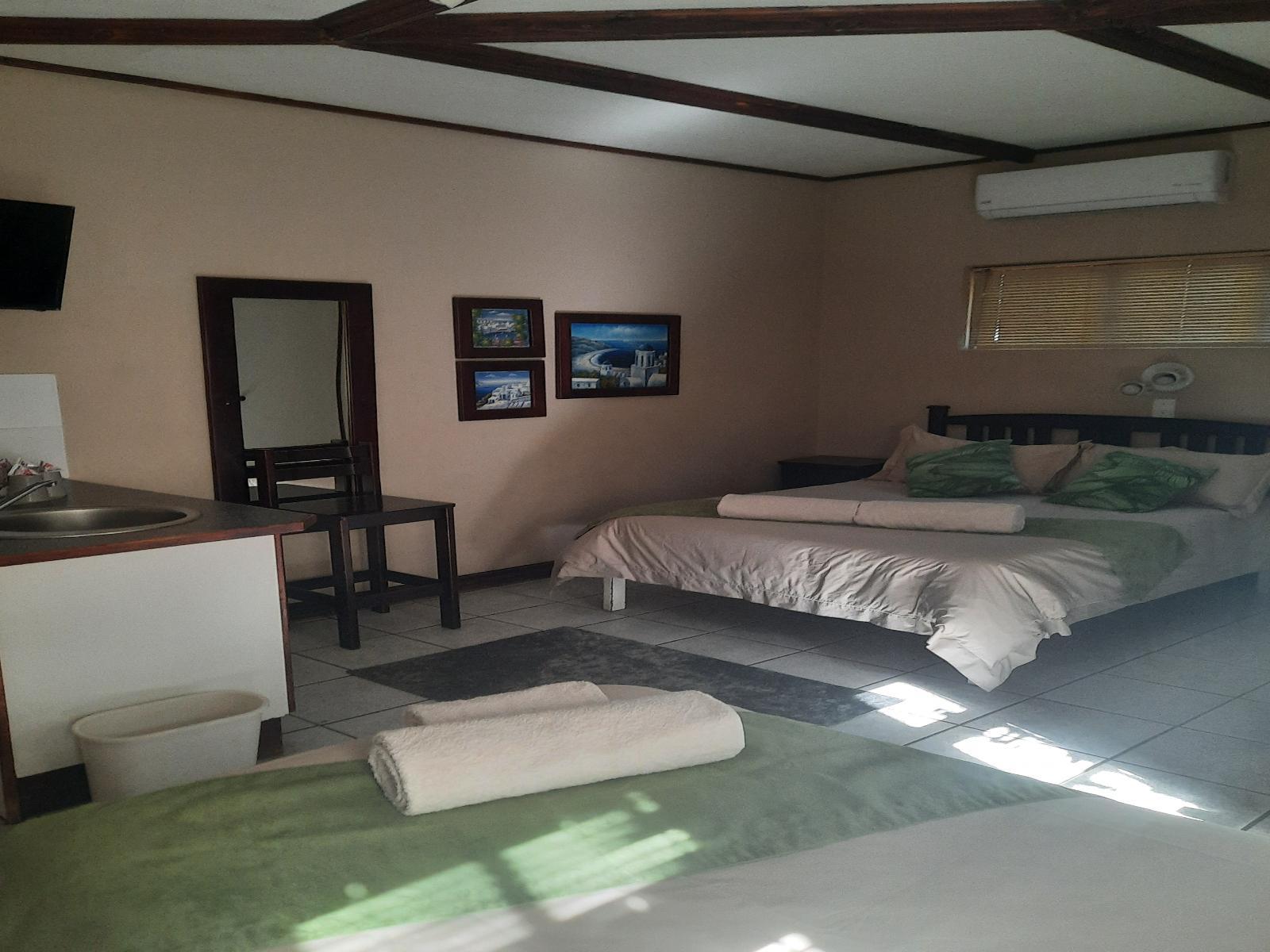 Room 1 — Photo of the whole room