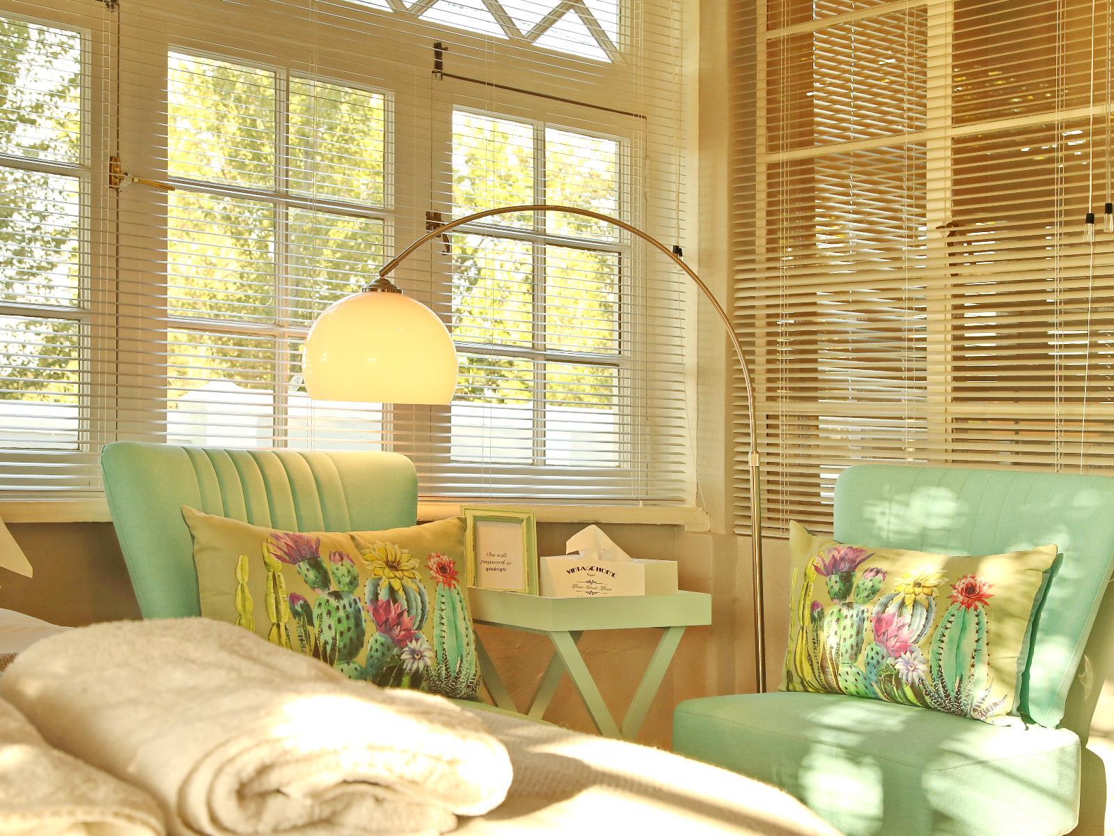 Room 1 — Decorative detail