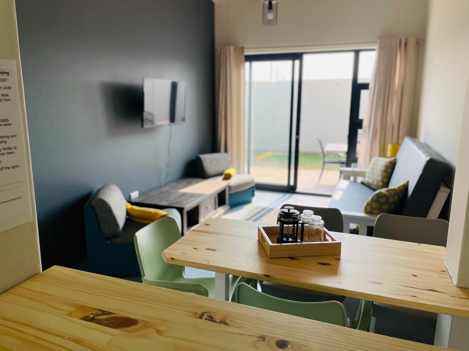 Room 2 — Photo of the whole room
