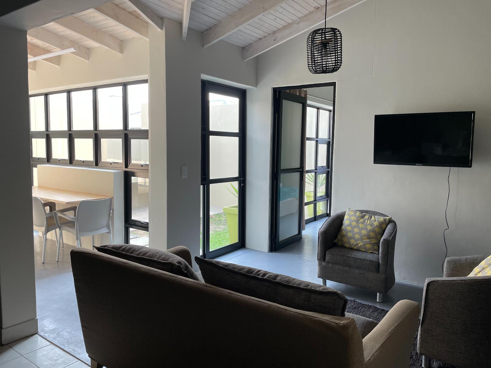Room 3 — Photo of the whole room