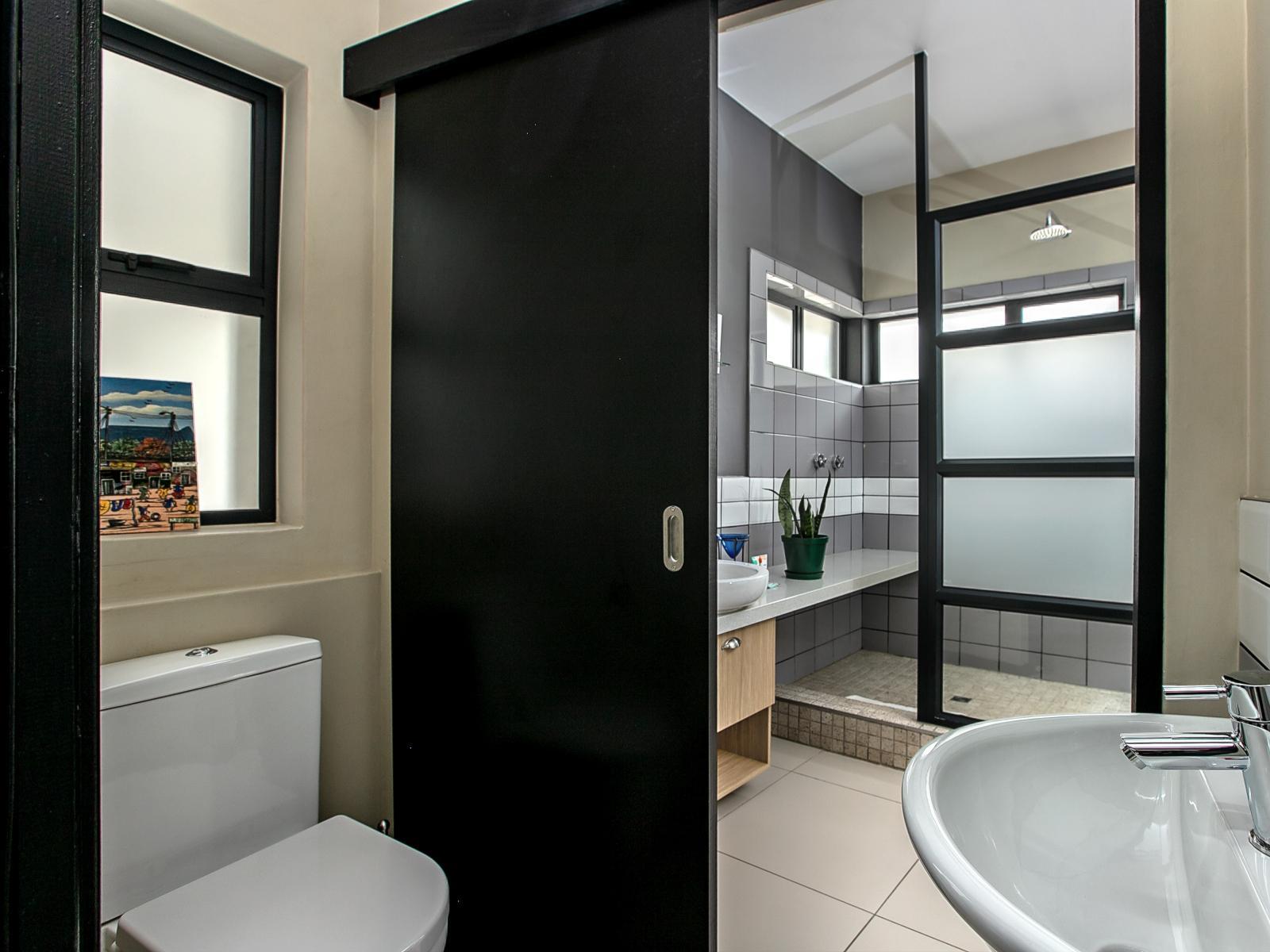 Room 43 — Bathroom