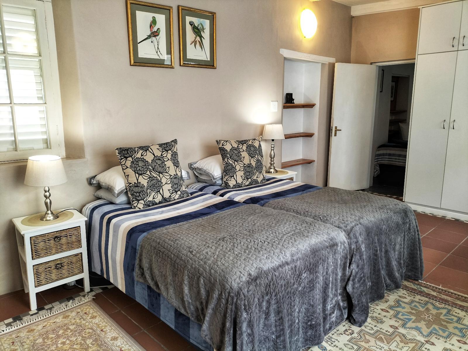 Room 5 — Photo of the whole room