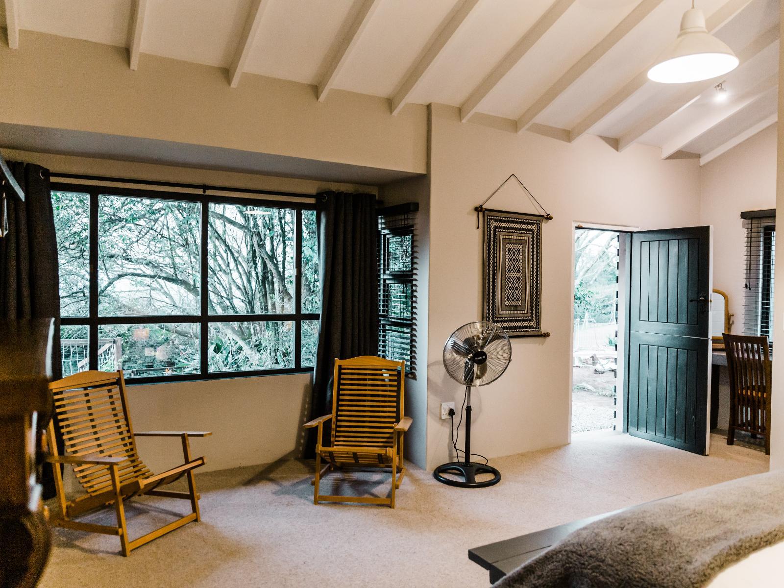 Room 2 — Photo of the whole room
