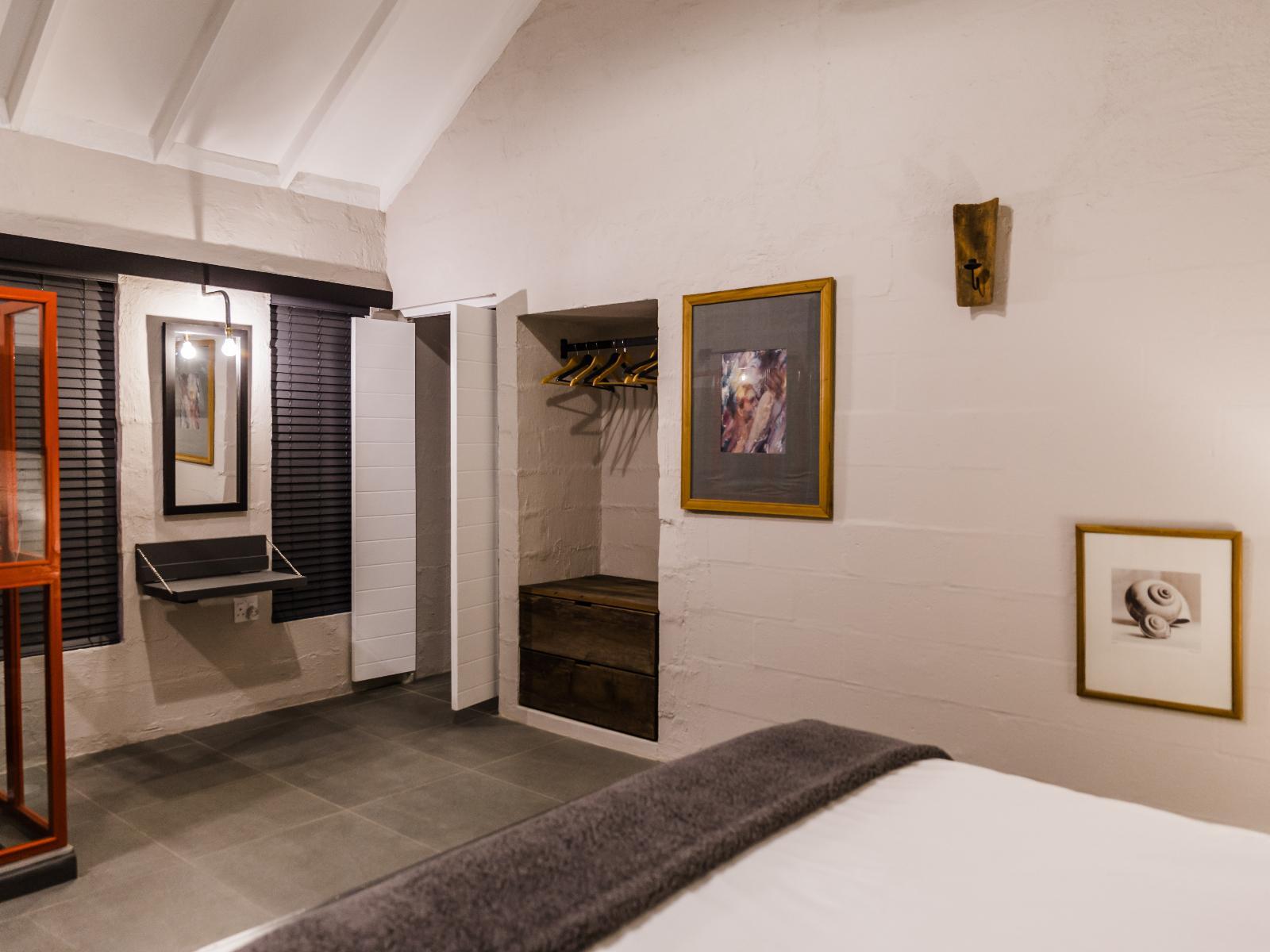 Room 3 — Photo of the whole room