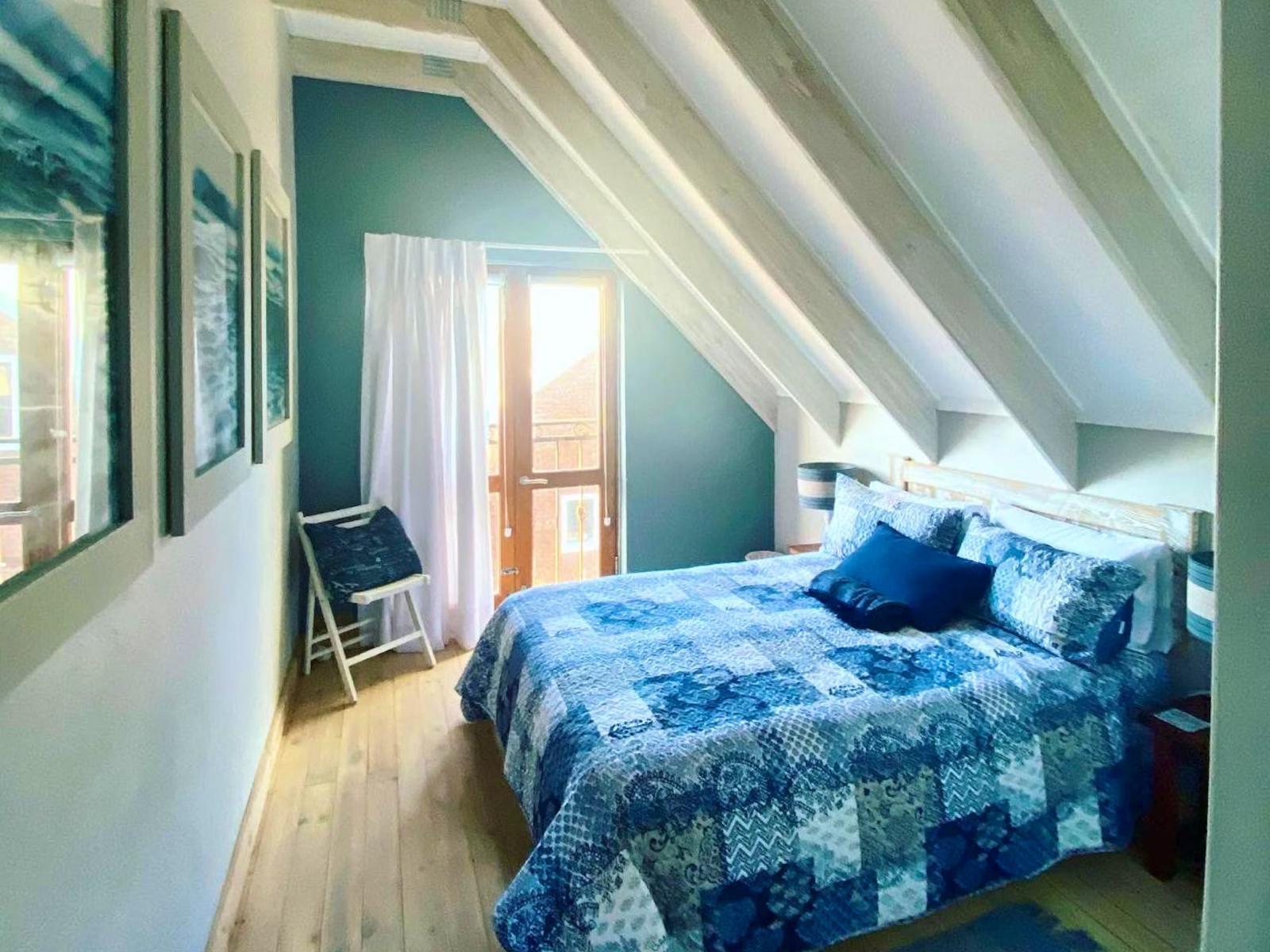 Room 3 — Photo of the whole room