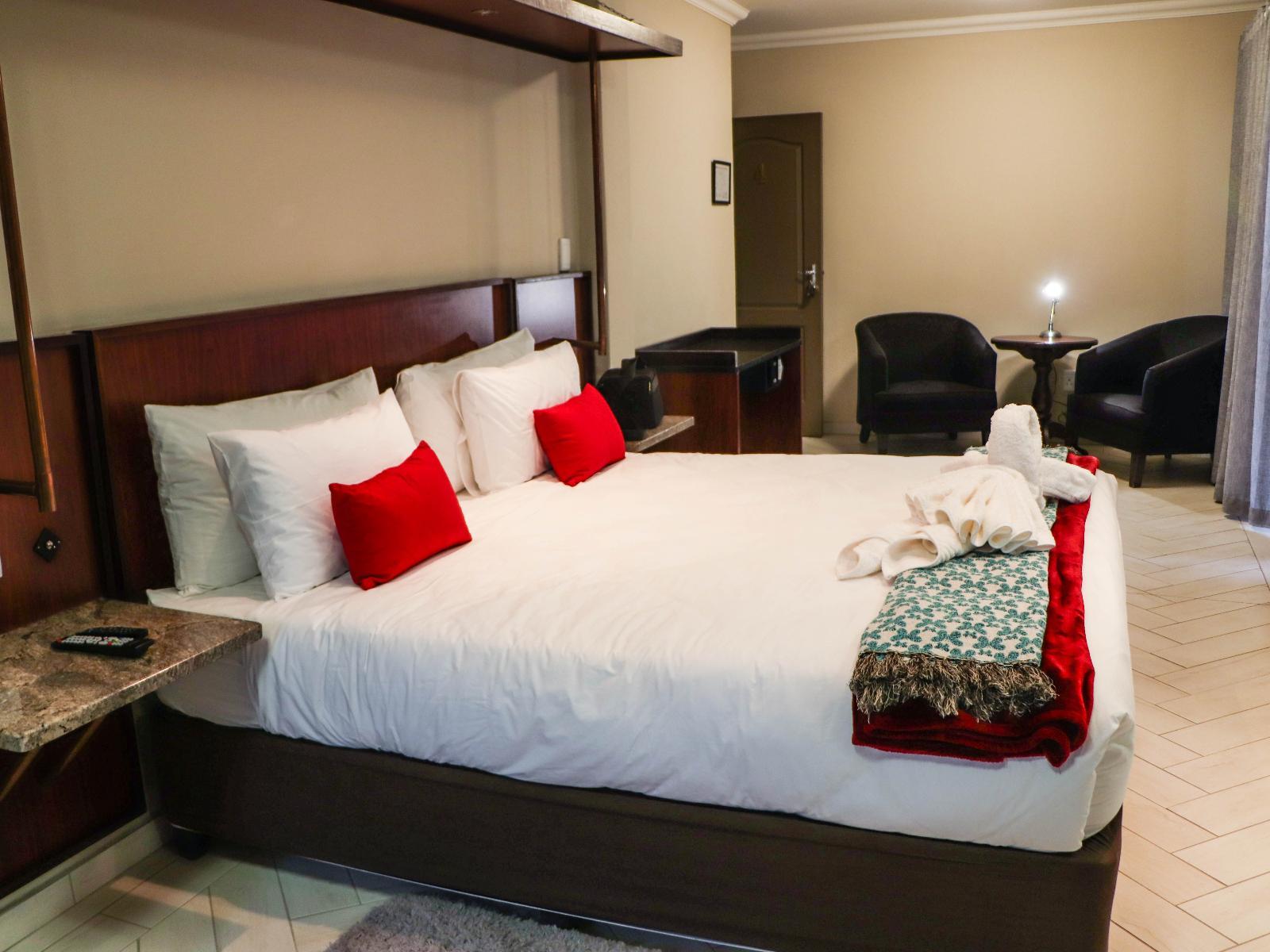 Room 3 — Photo of the whole room