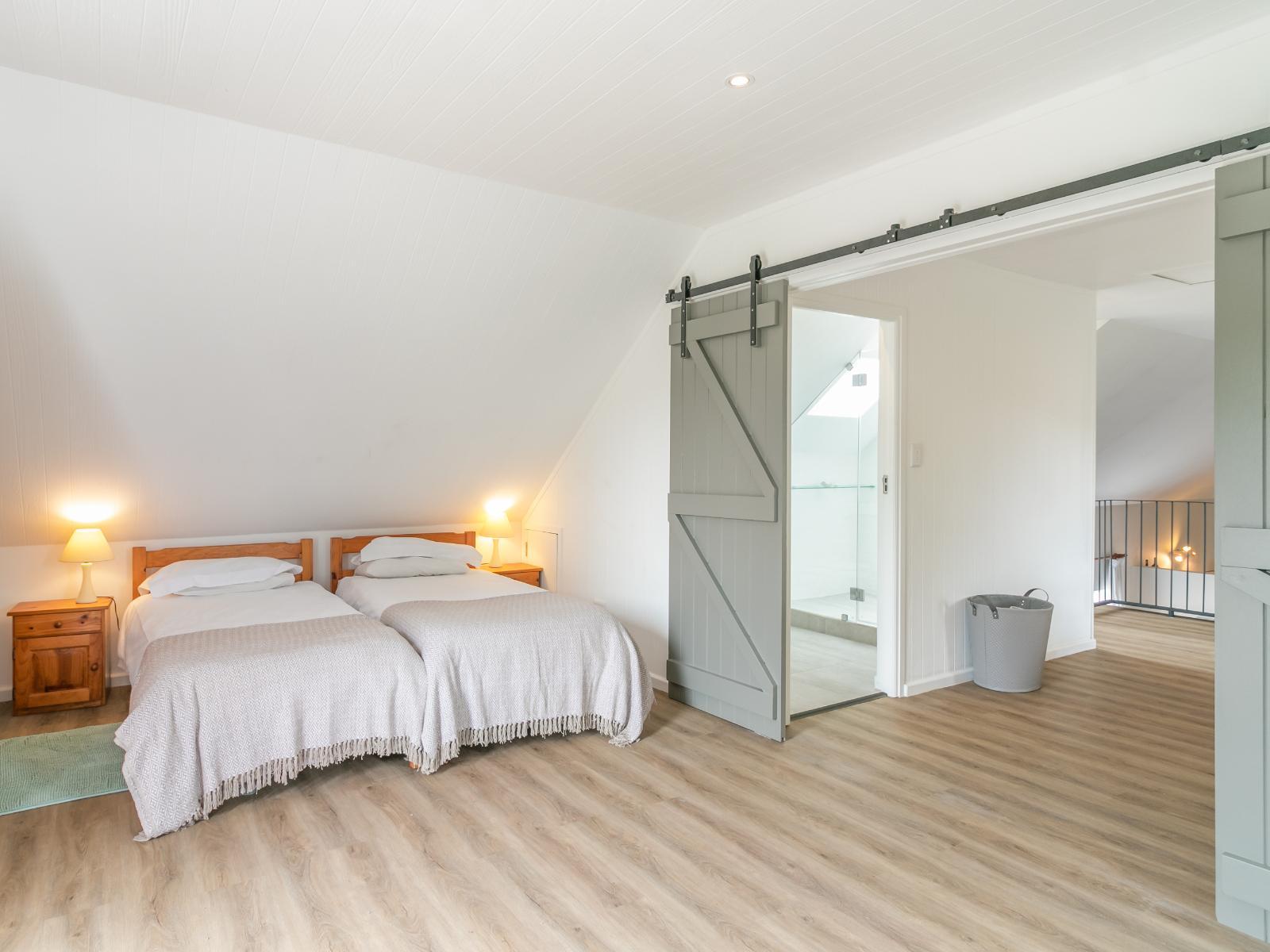 Room 8 — Photo of the whole room