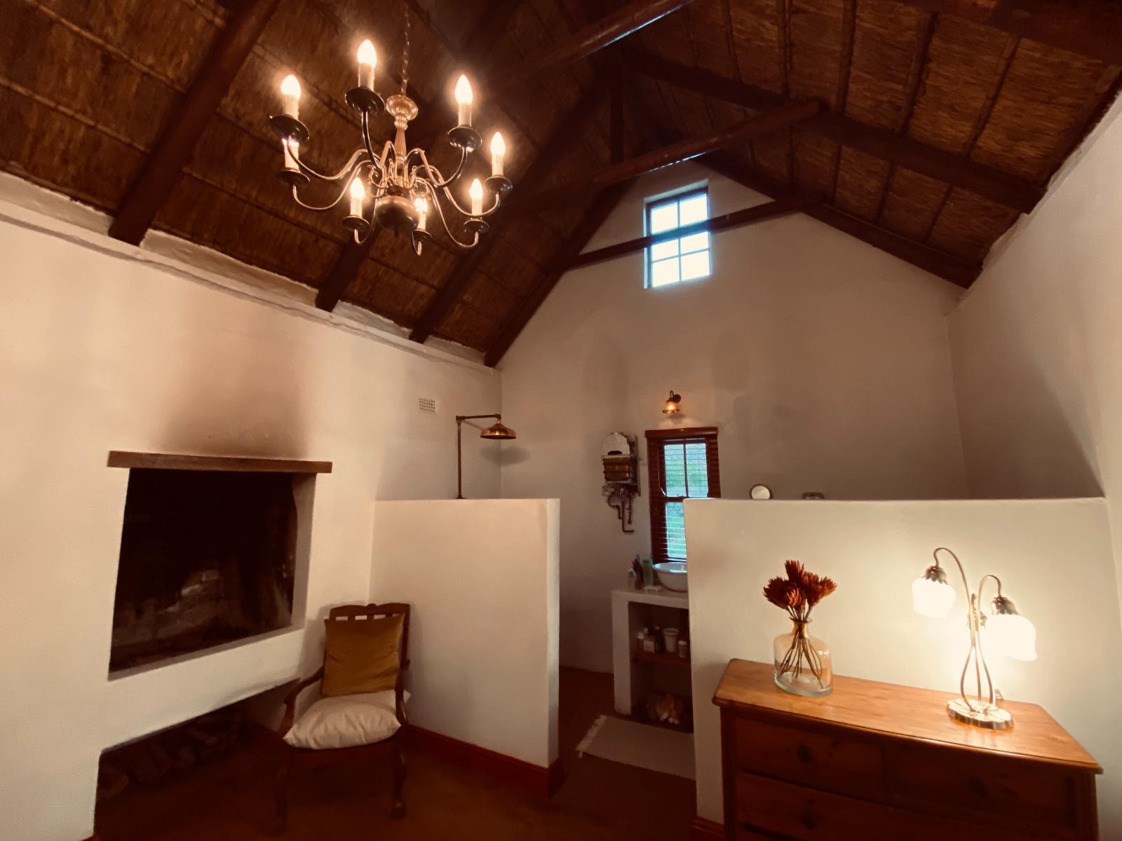 Room 1 — Photo of the whole room