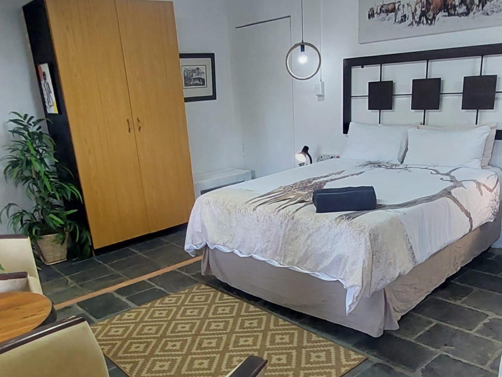 Room 6 — Photo of the whole room