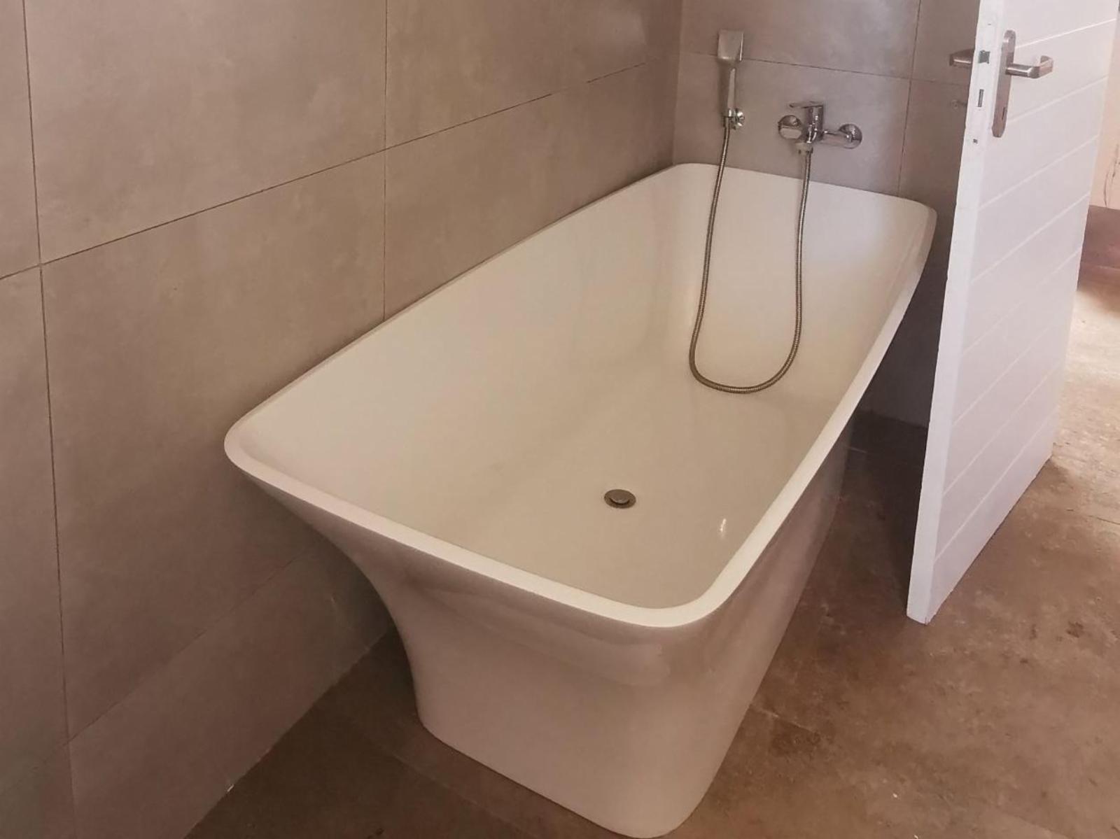 Room 3 — Bathroom