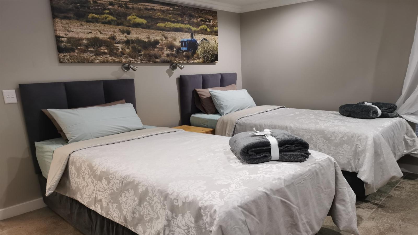 Room 3 — Photo of the whole room