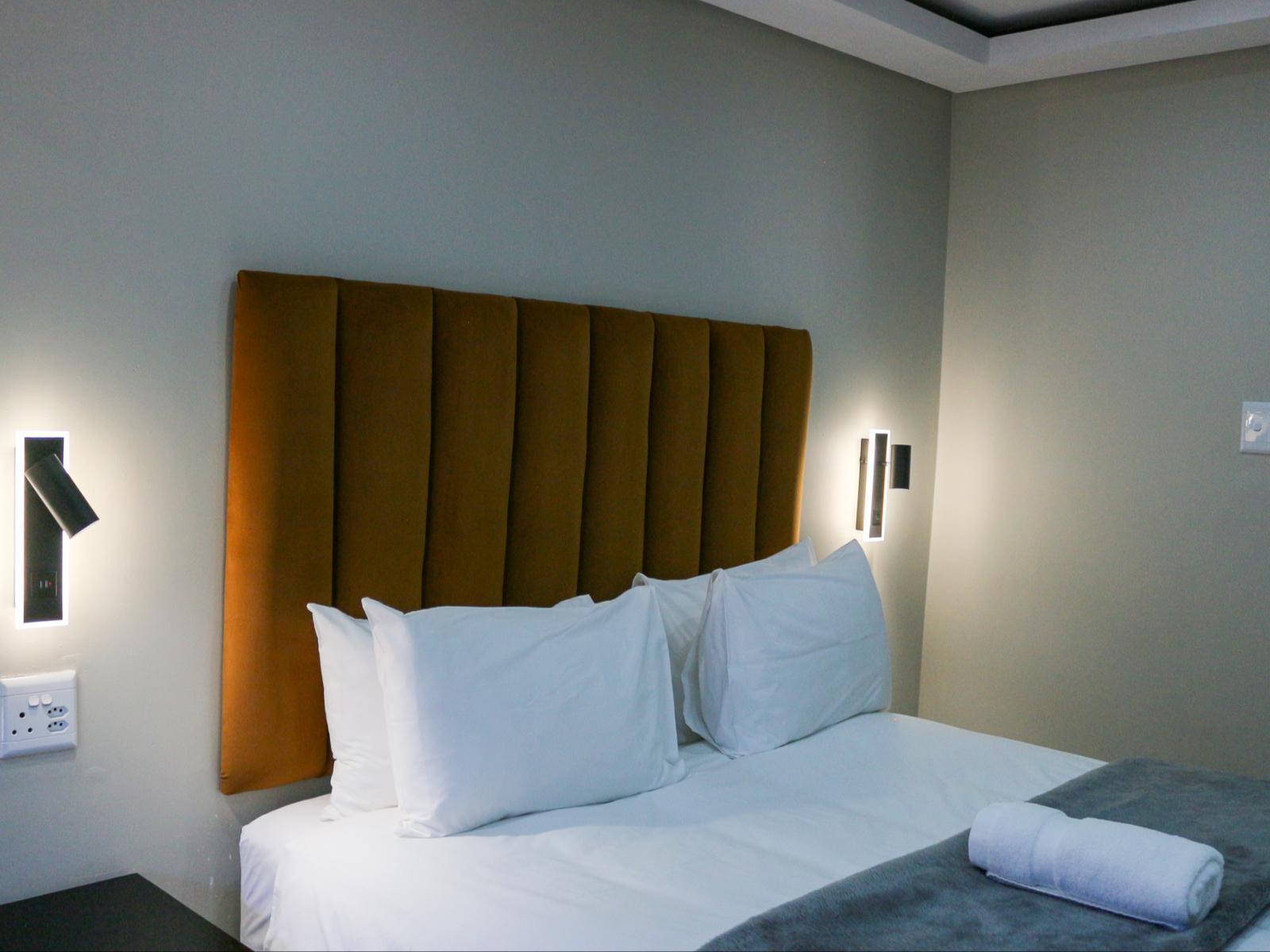 Room 1 — Photo of the whole room
