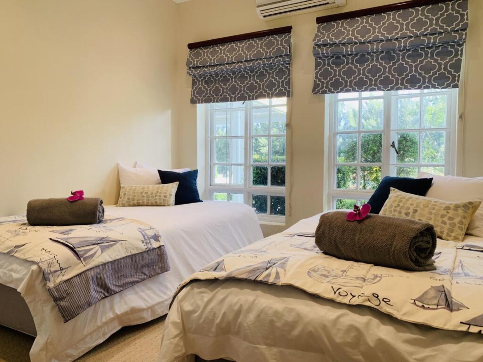 Room 1 — Photo of the whole room