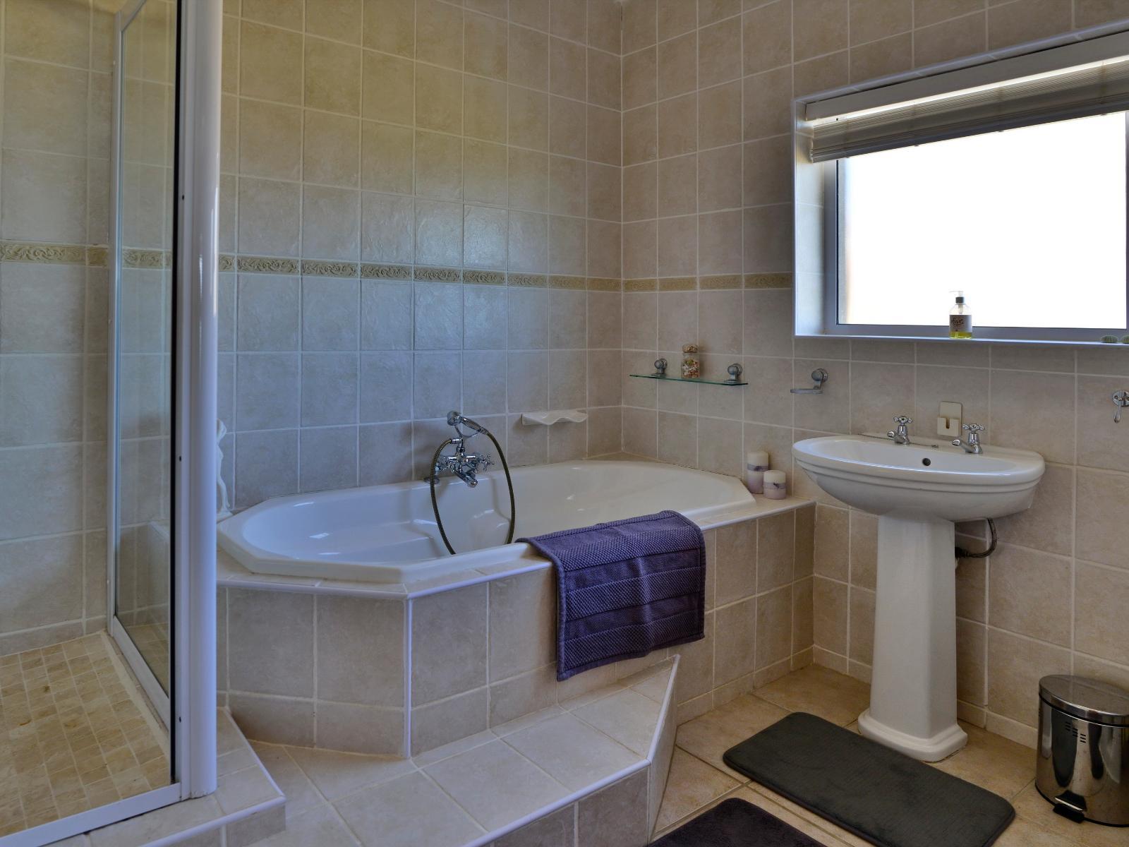 Room 6 — Bathroom