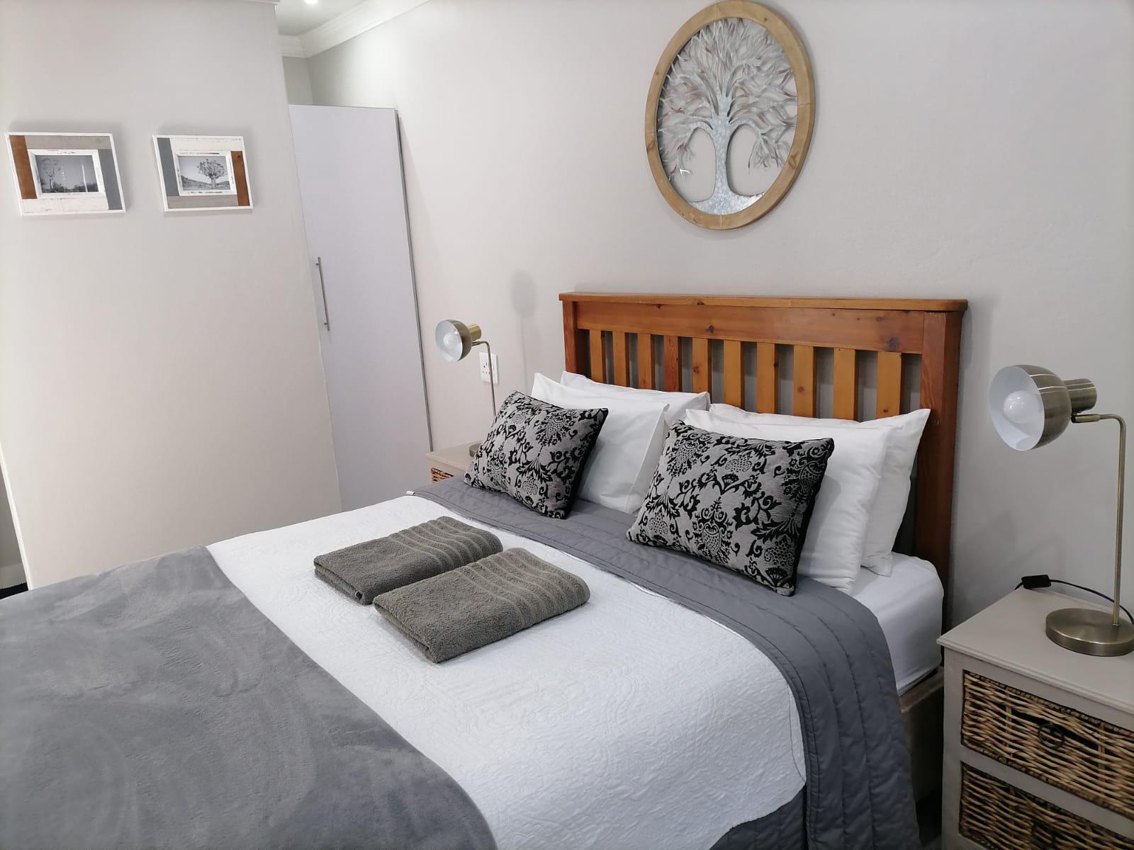 Room 1 — Photo of the whole room