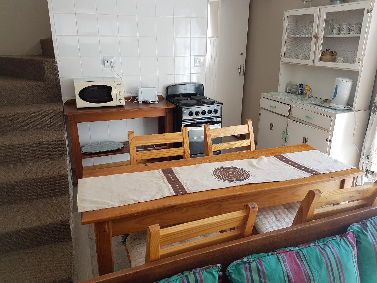 Room 1 — Kitchenette