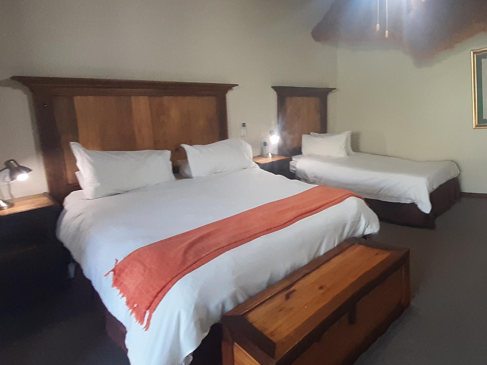 Room 1 — Photo of the whole room