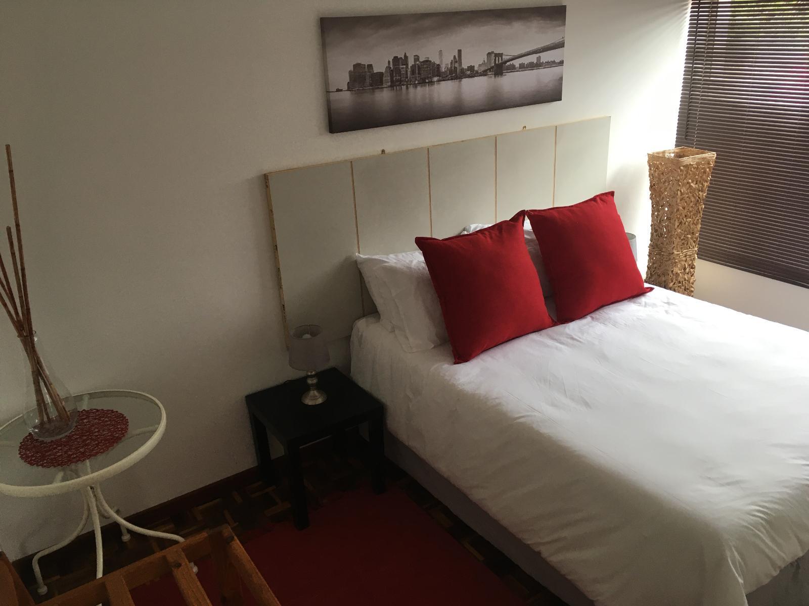 Room 1 — Photo of the whole room