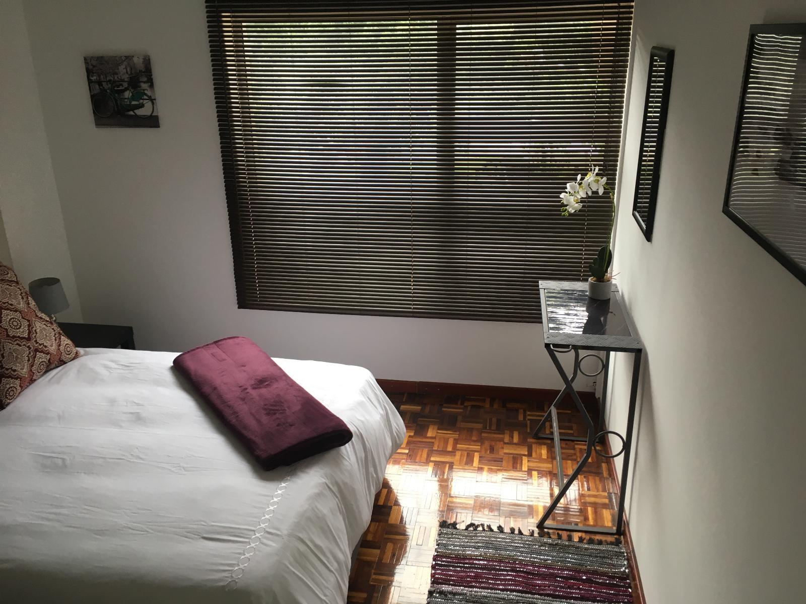 Room 1 — Photo of the whole room