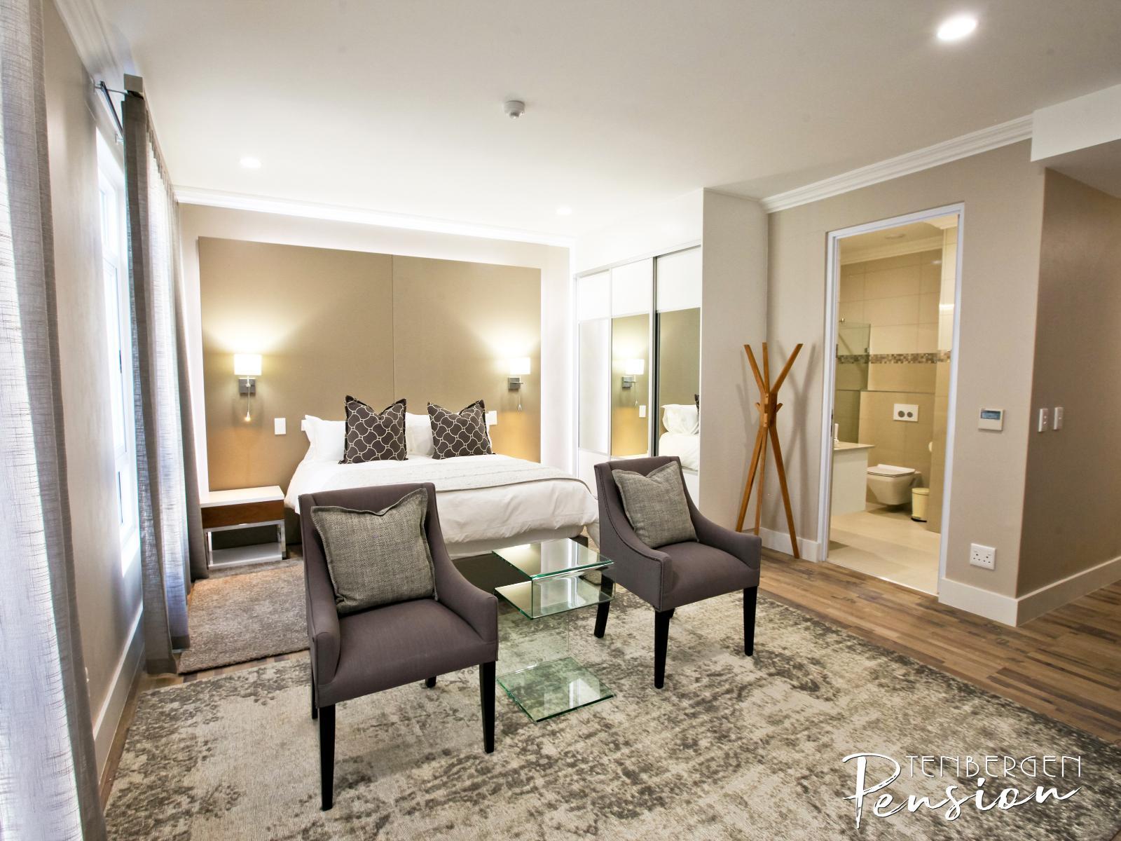 Room 1 — Photo of the whole room