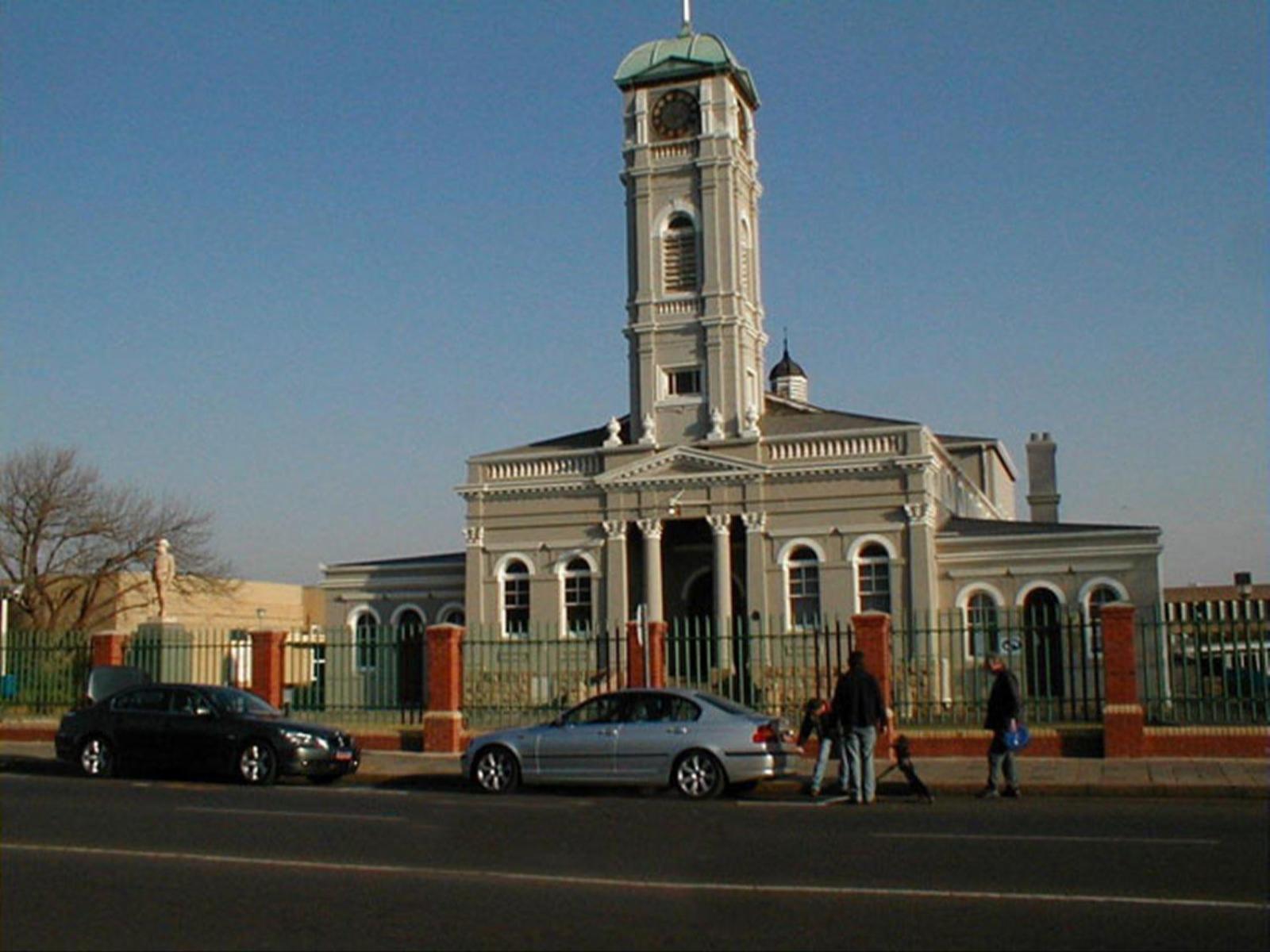Nearby landmark