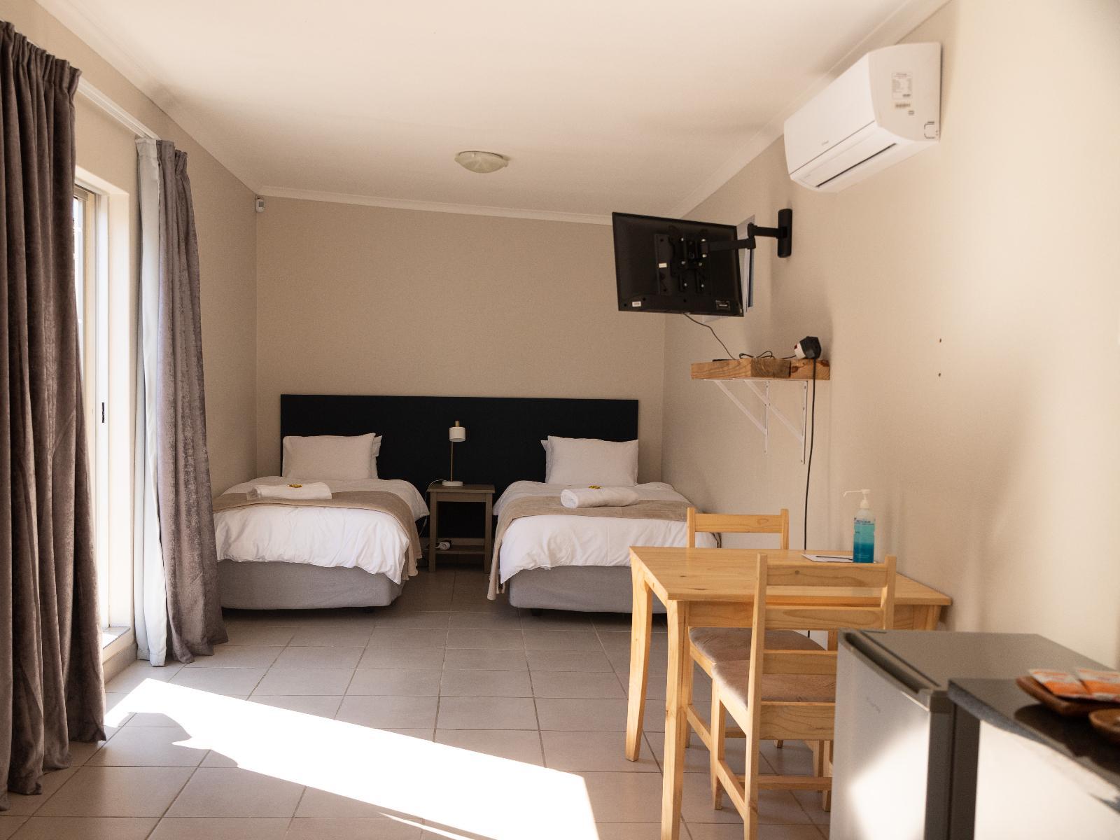 Room 2 — Photo of the whole room