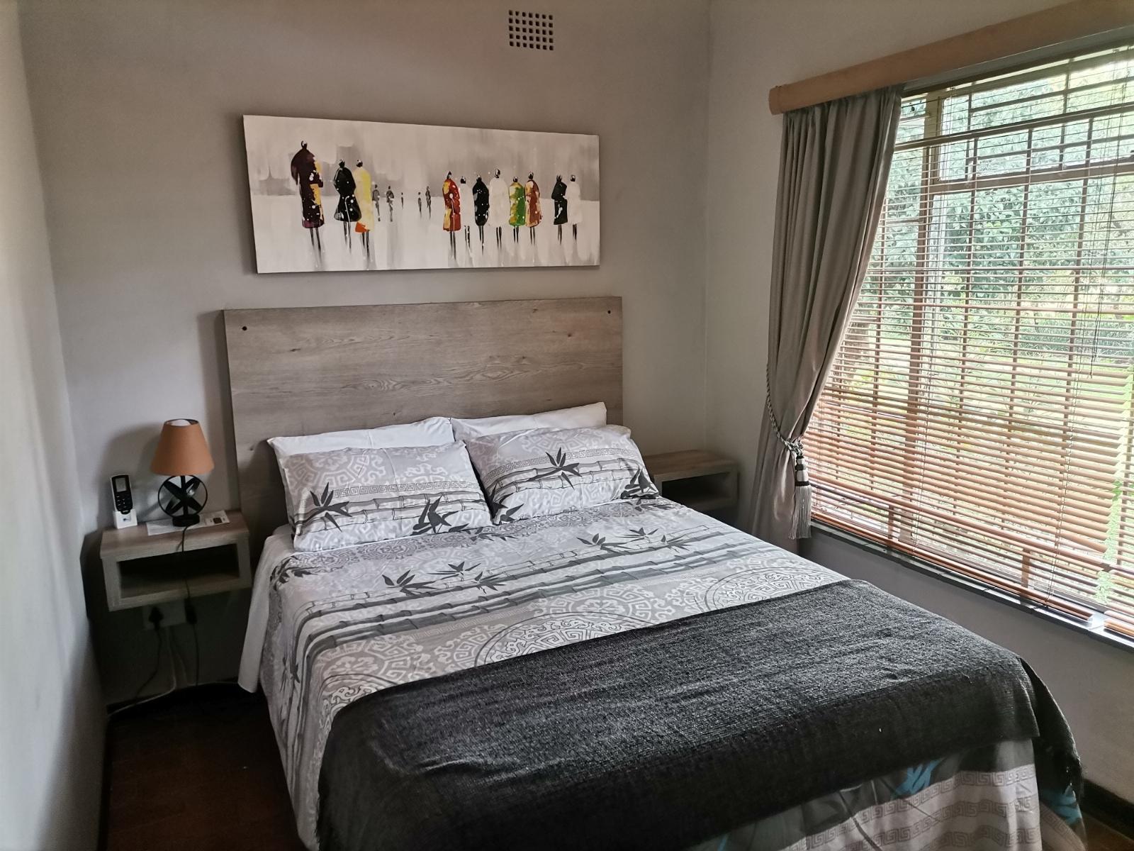 Room 1 — Photo of the whole room