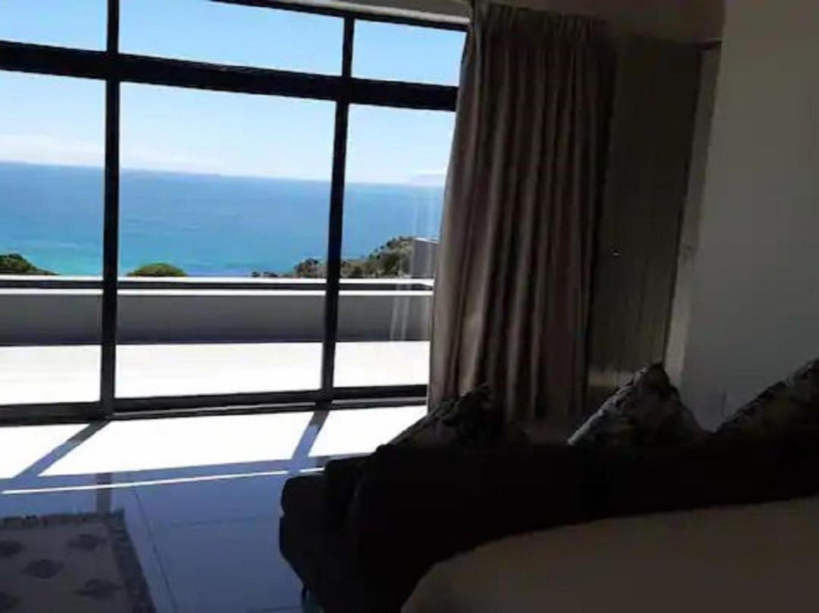 Room 1 — Photo of the whole room