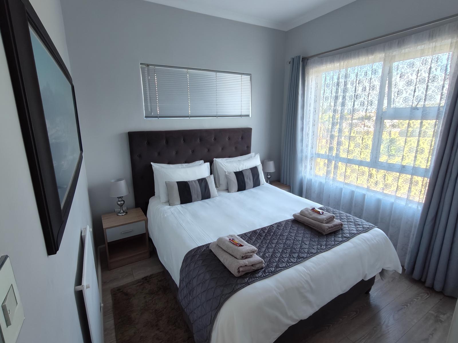 Room 1 — Photo of the whole room