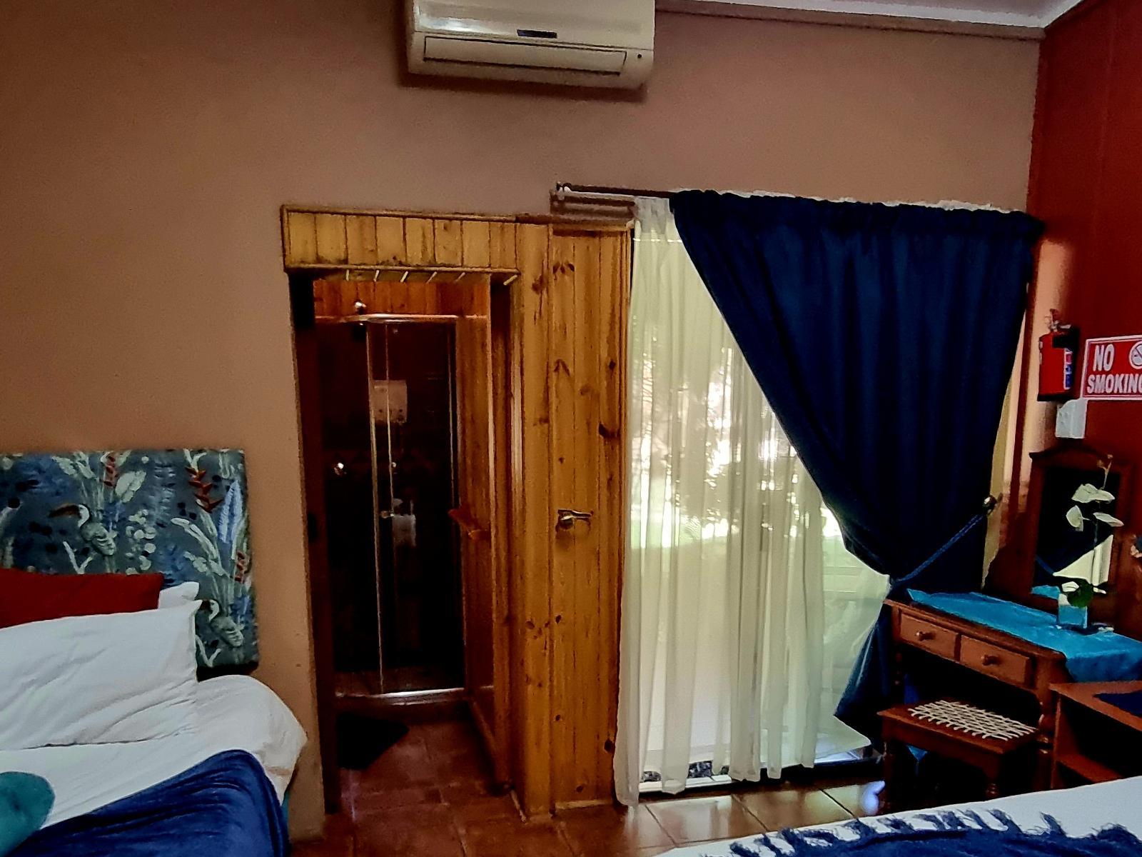 Room 1 — Photo of the whole room
