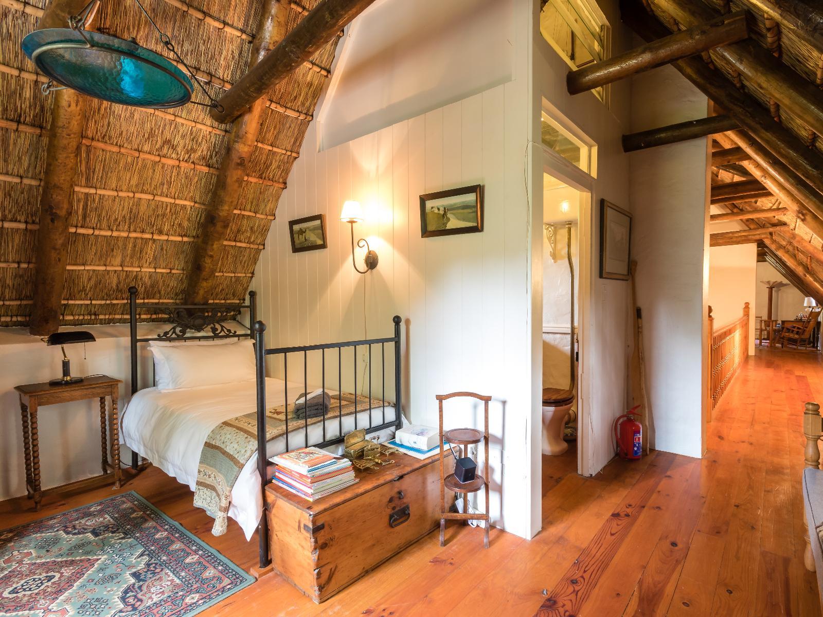 Room 1 — Photo of the whole room