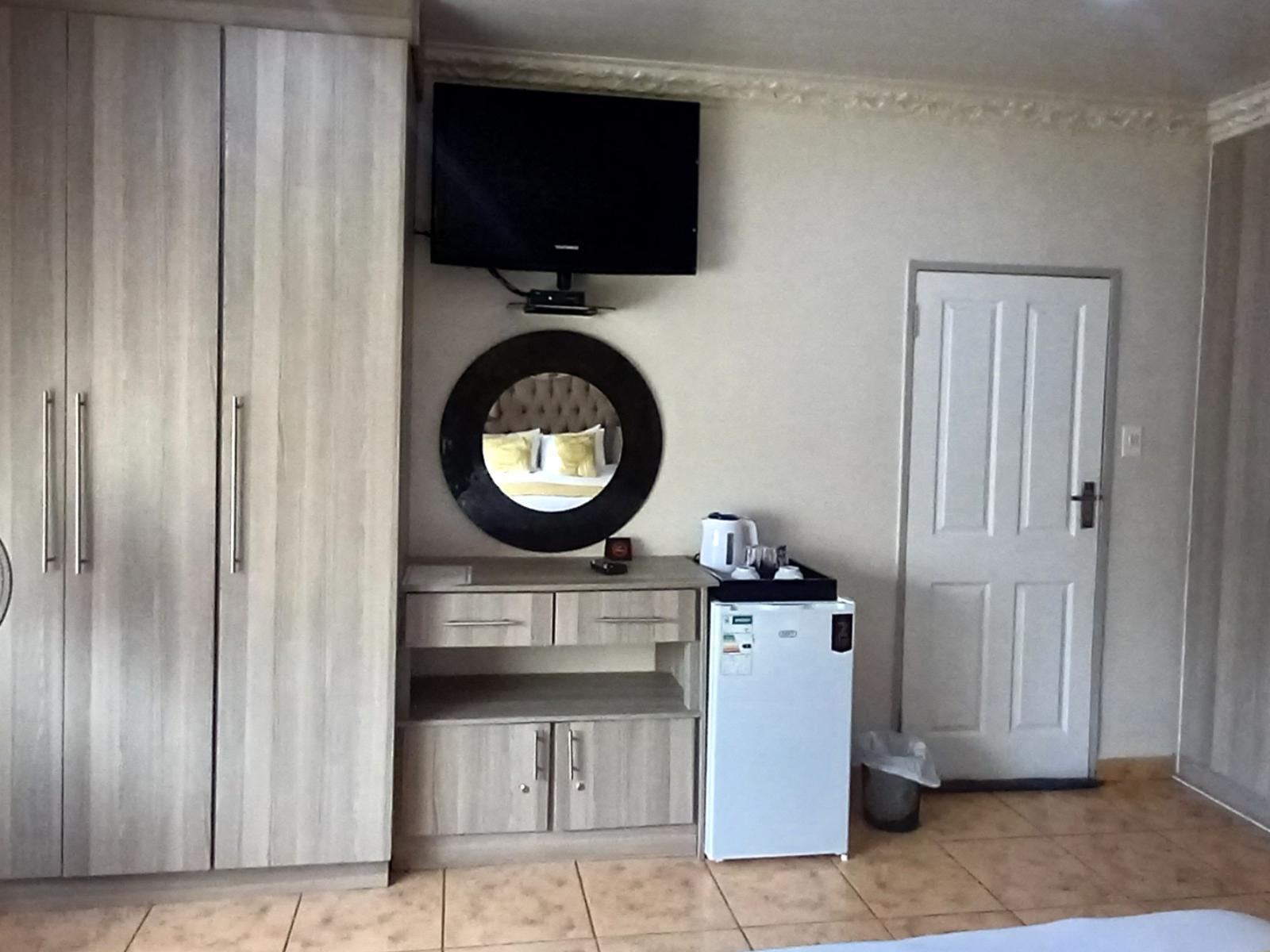 Room 2 — TV and multimedia