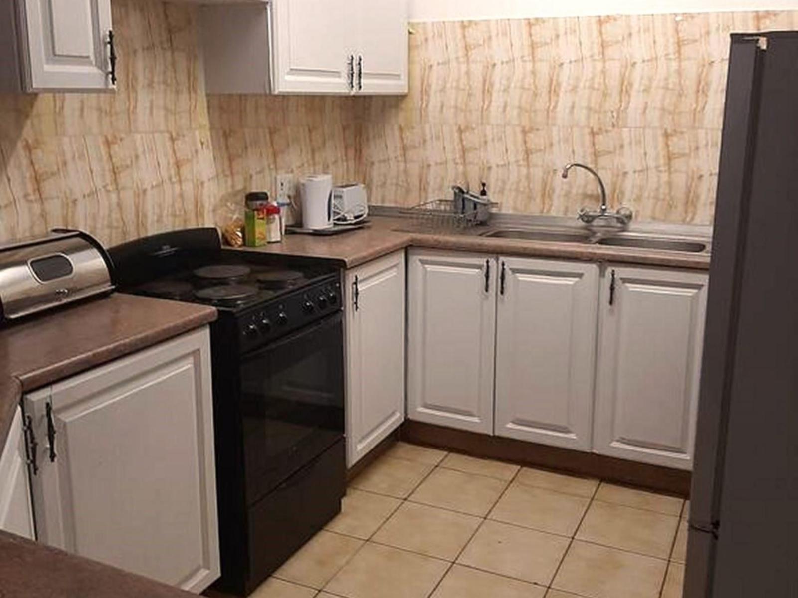 Room 1 — Kitchenette