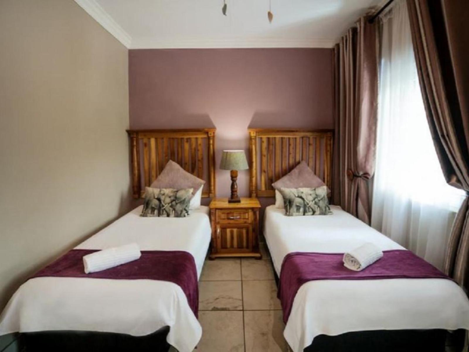 Room 1 — Photo of the whole room