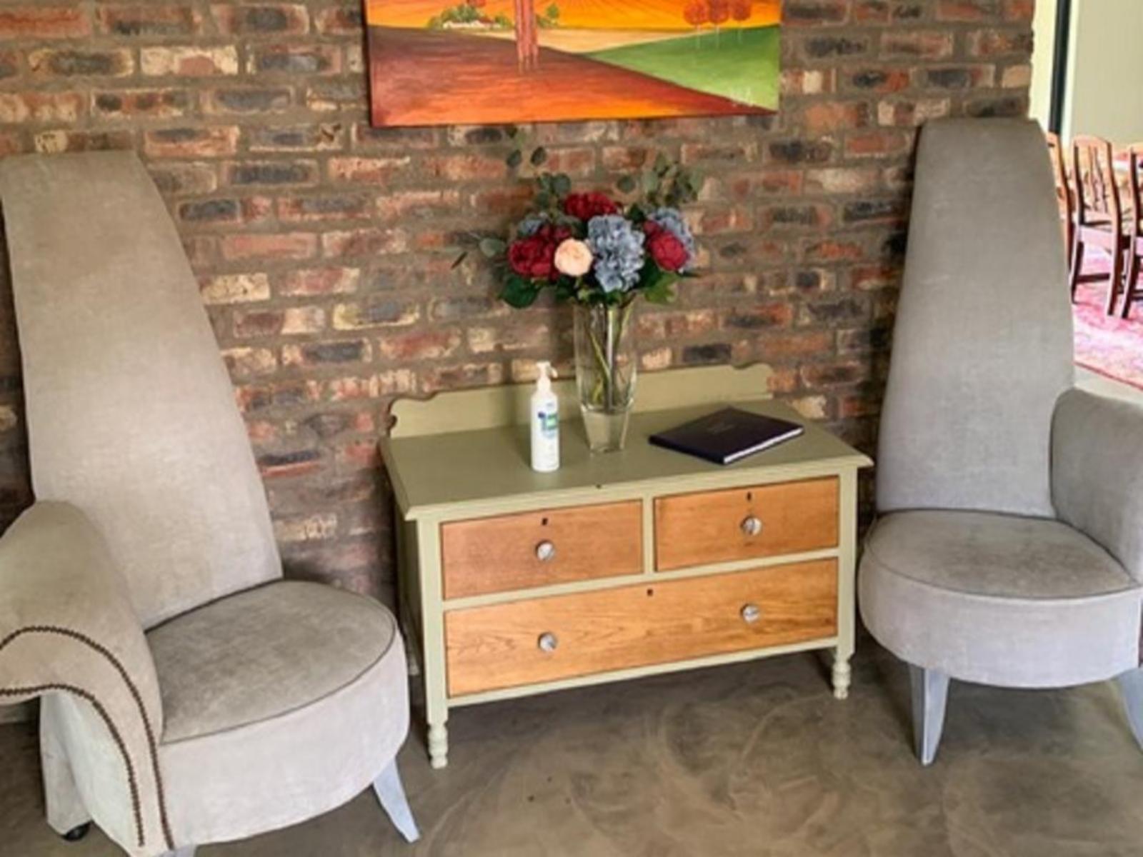 Room 1 — Seating area