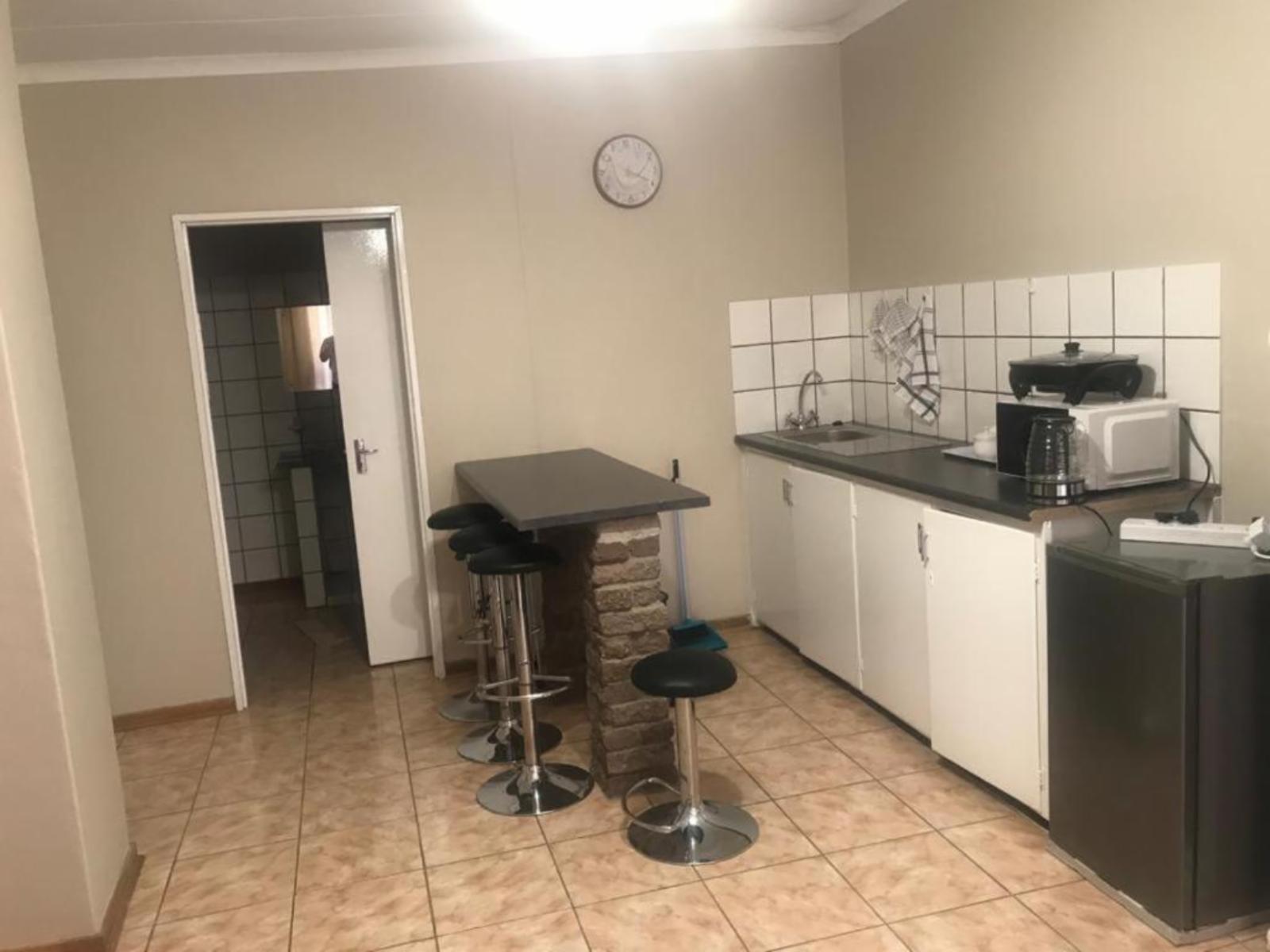 Room 1 — Kitchenette