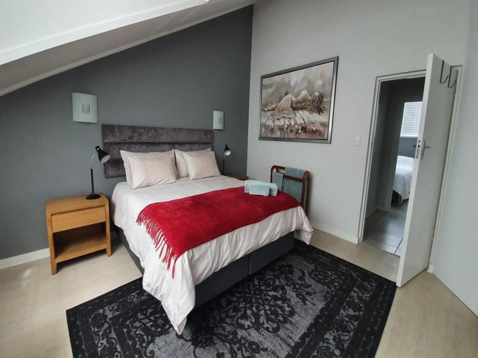 Room 1 — Photo of the whole room