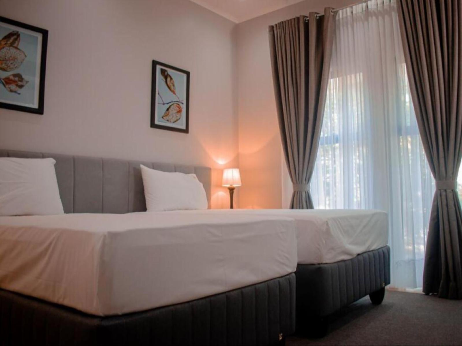 Room 2 — Photo of the whole room