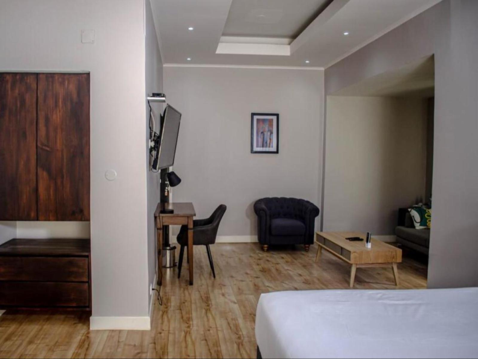 Room 4 — Seating area