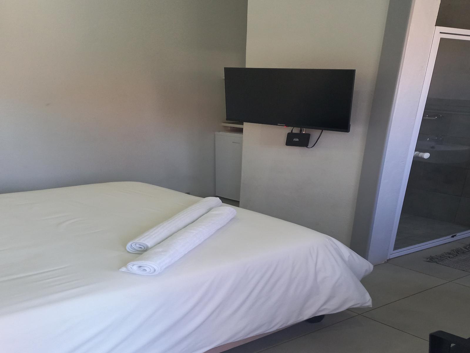 Room 1 — TV and multimedia