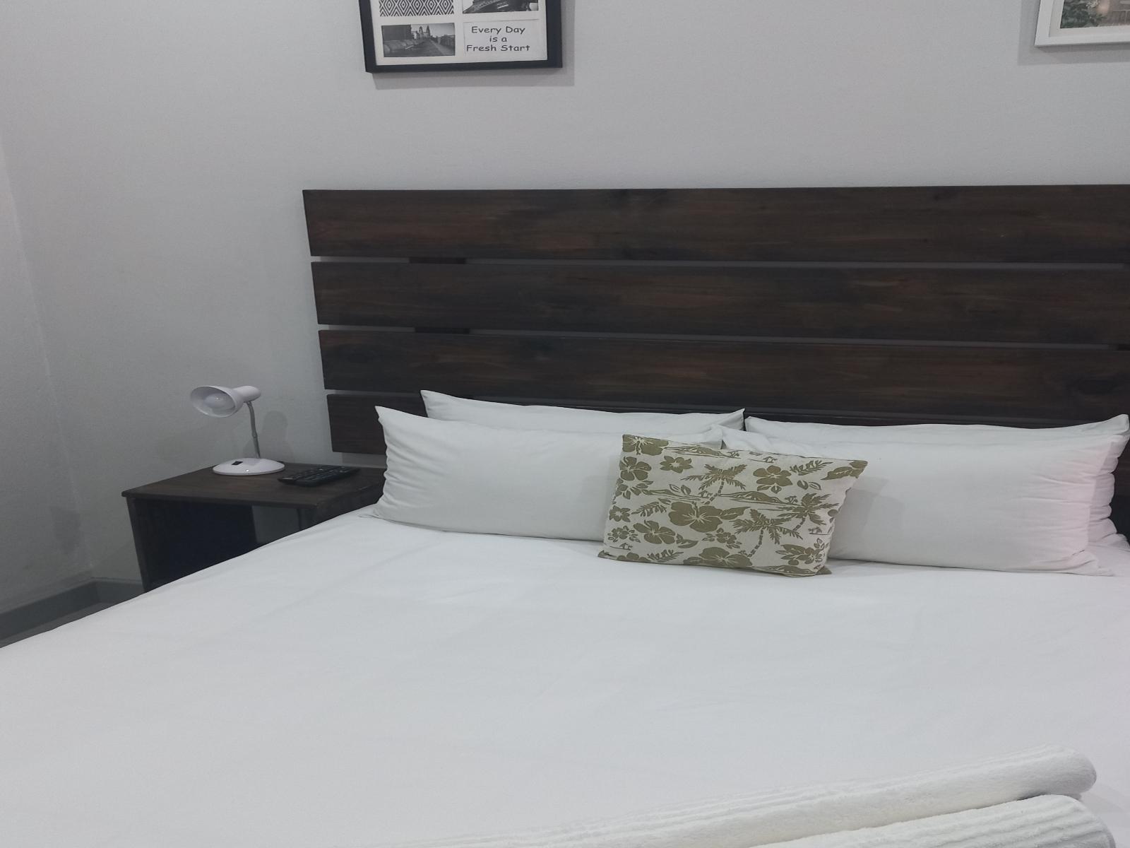 Room 1 — Photo of the whole room