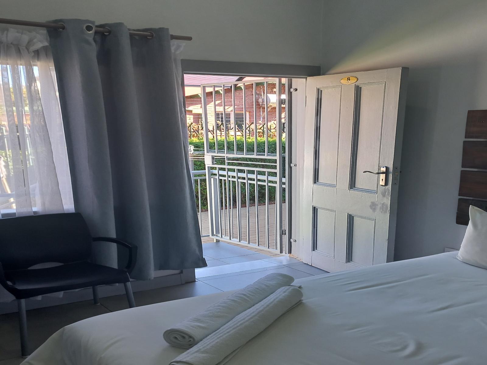 Room 1 — Photo of the whole room