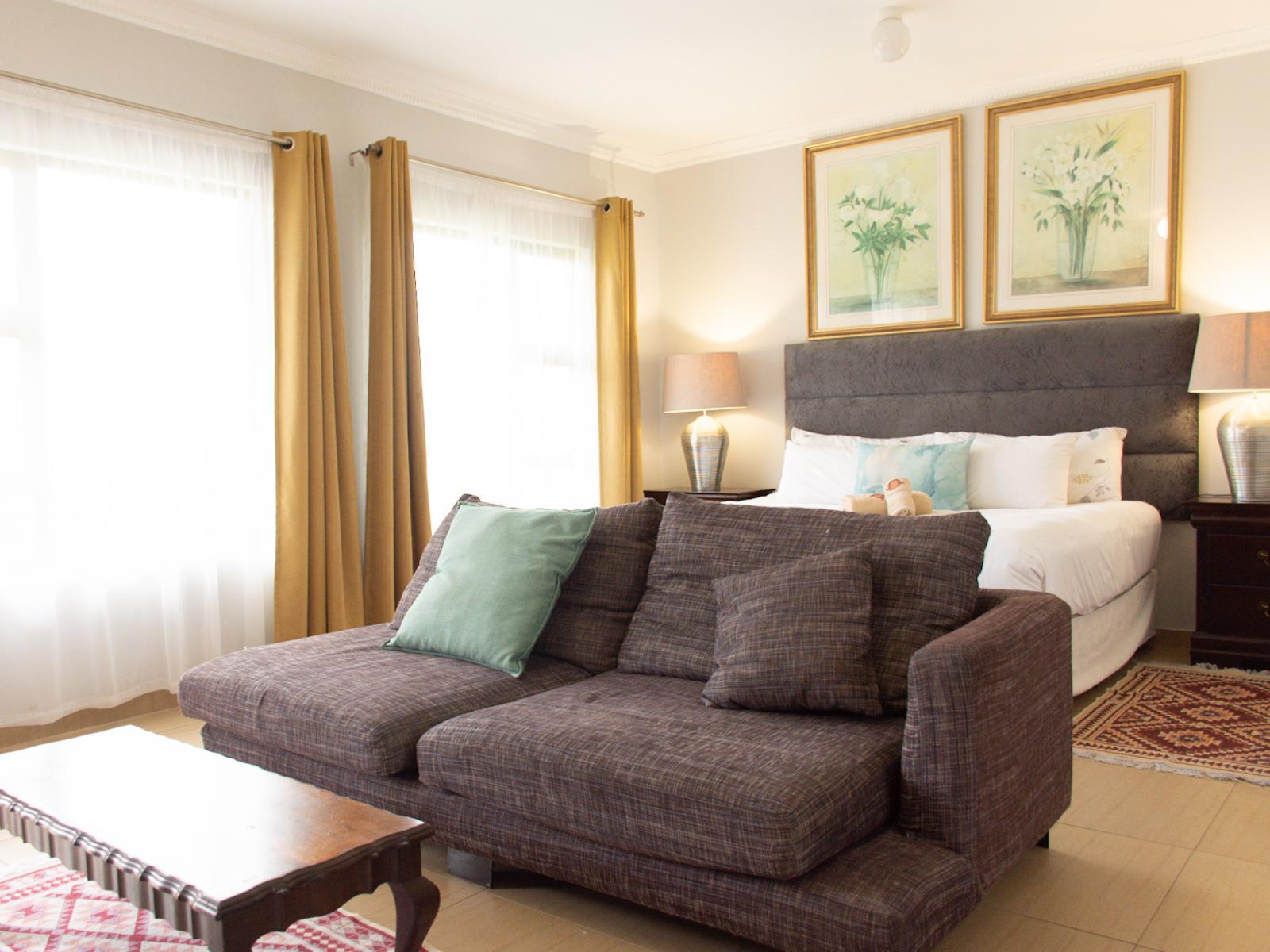 Room 1 — Photo of the whole room