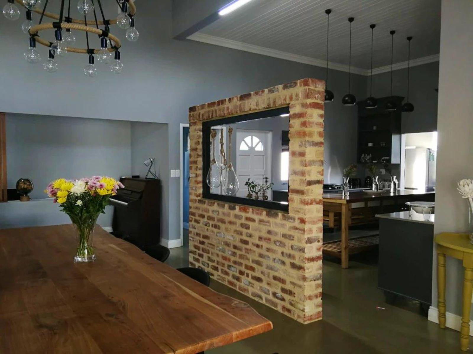 Room 1 — Kitchenette