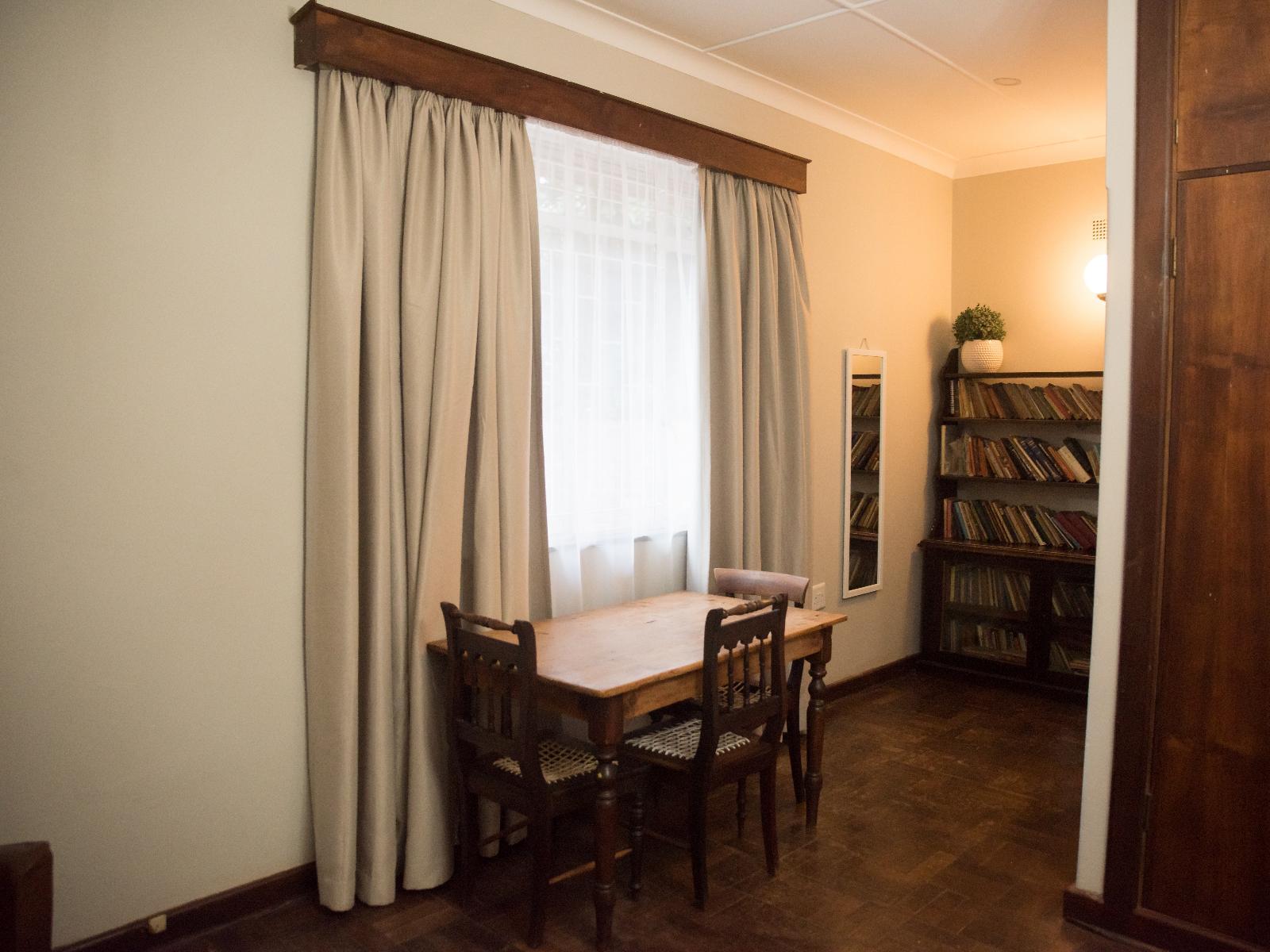 Room 3 — Photo of the whole room