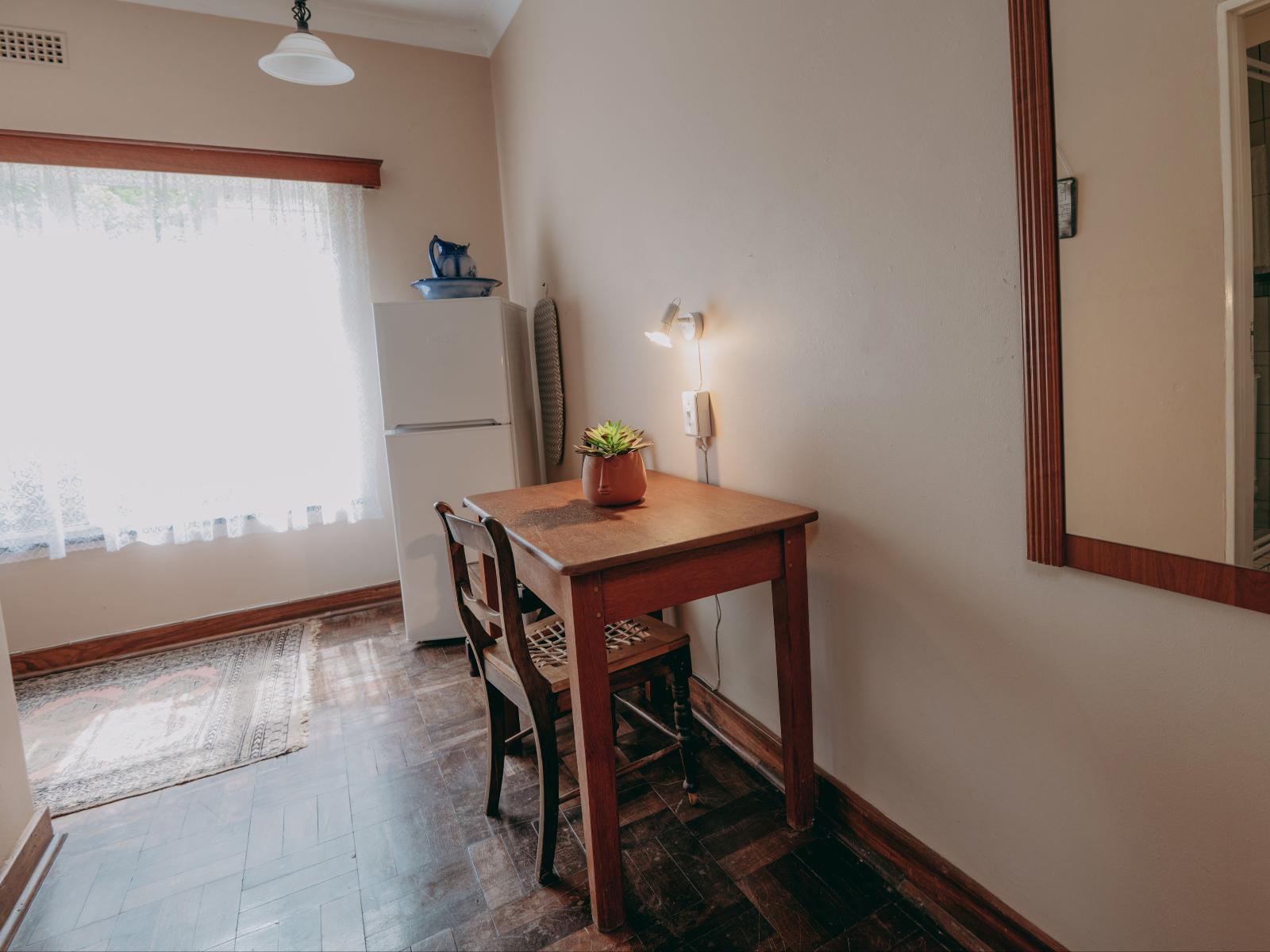 Room 1 — Photo of the whole room