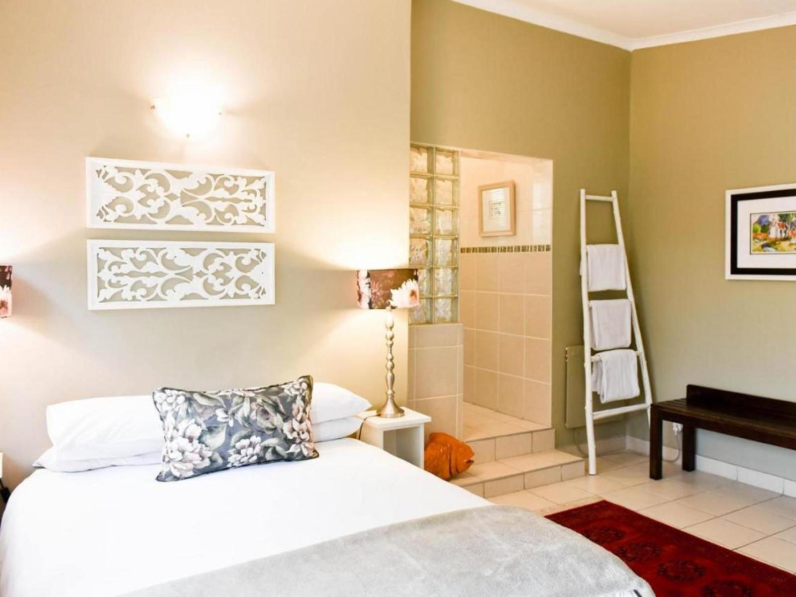 Room 1 — Photo of the whole room